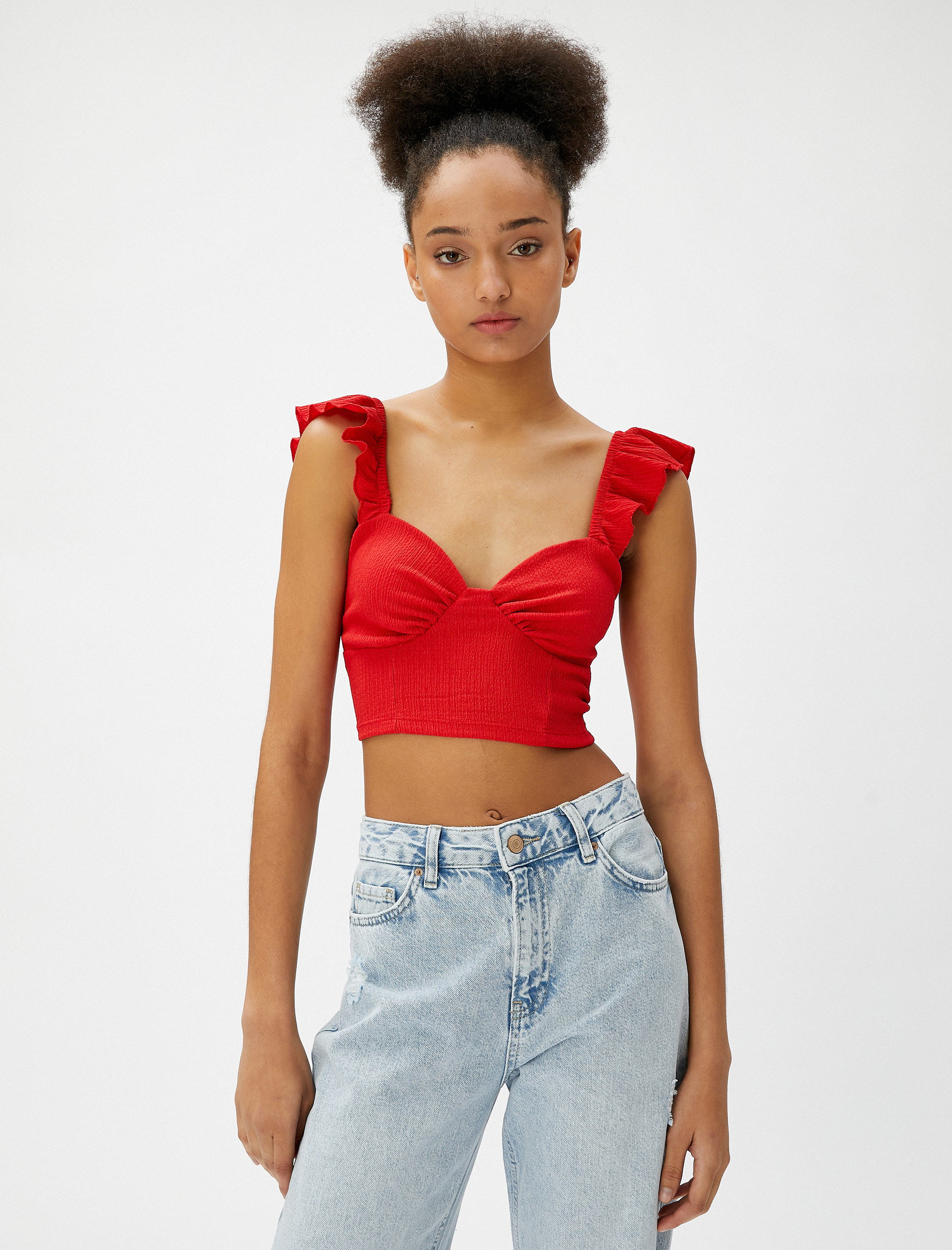   Crop Üst Fırfırlı Kalp Yaka Dokulu Askılı Bürümcük