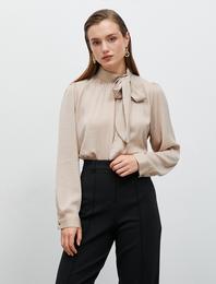 Fiyonk Detaylı Bluz Uzun Kollu