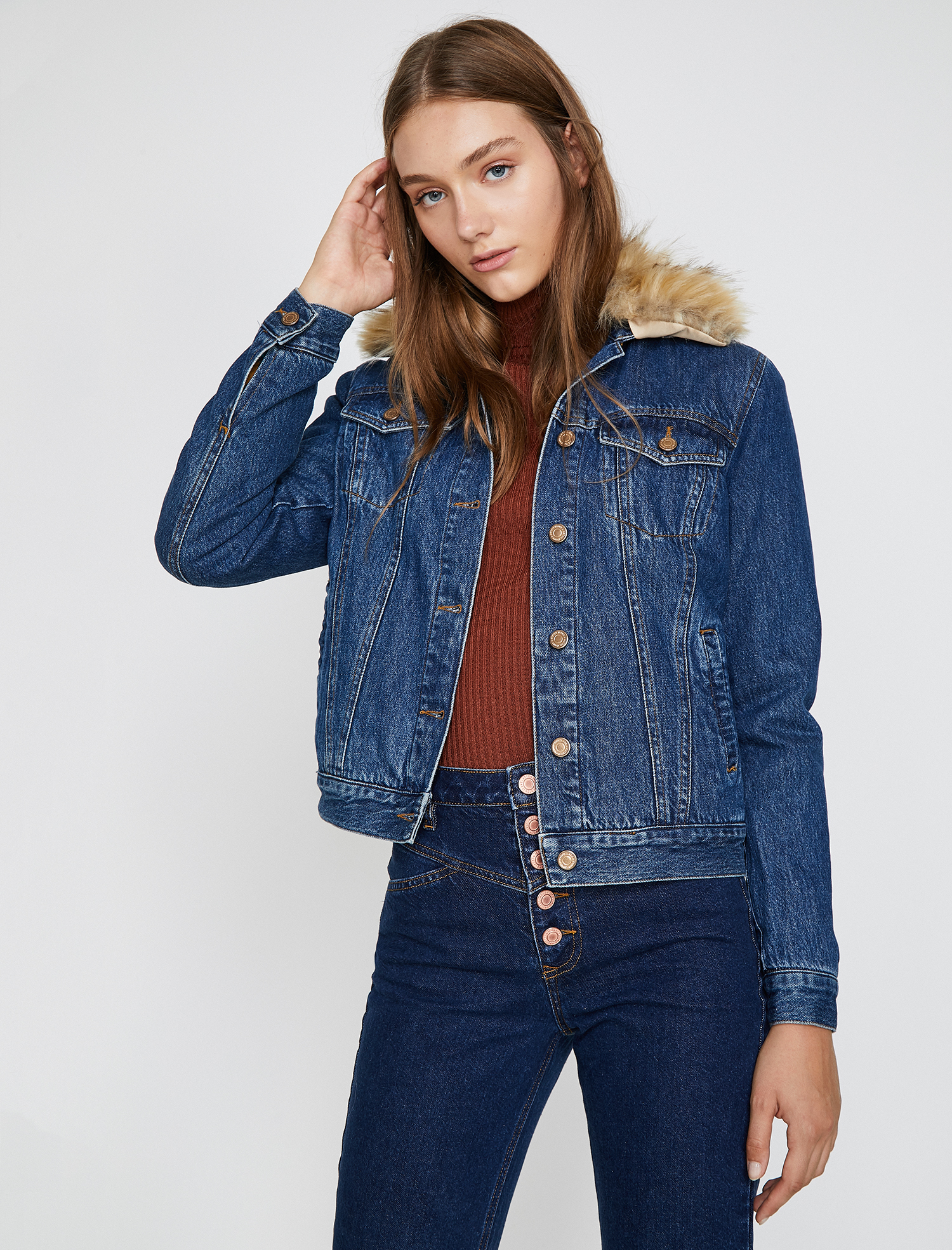 Yakası Suni Kürklü Jean Mont