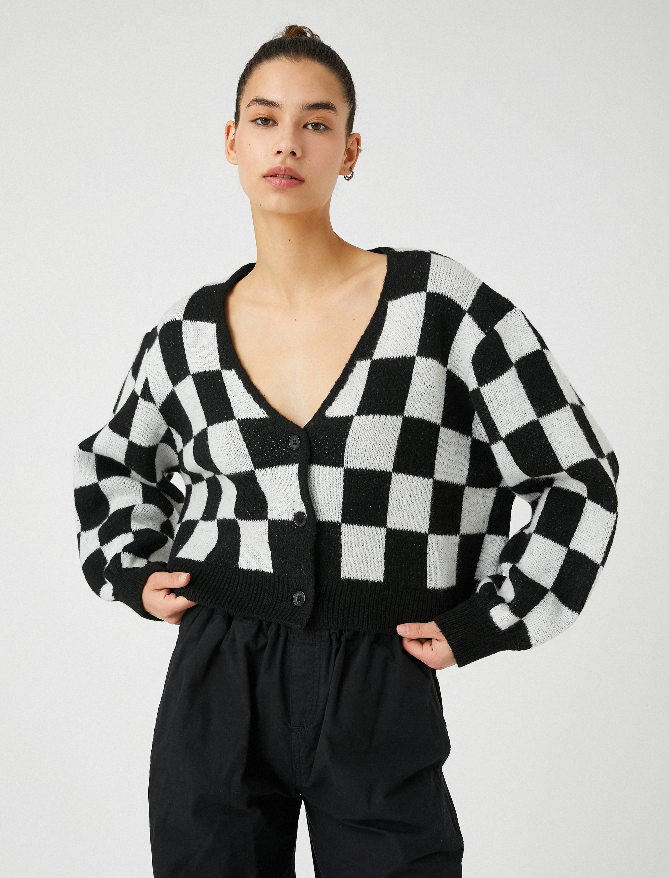   Crop Hırka Örgü V Yaka Düğmeli Dama Desenli Ribanalı