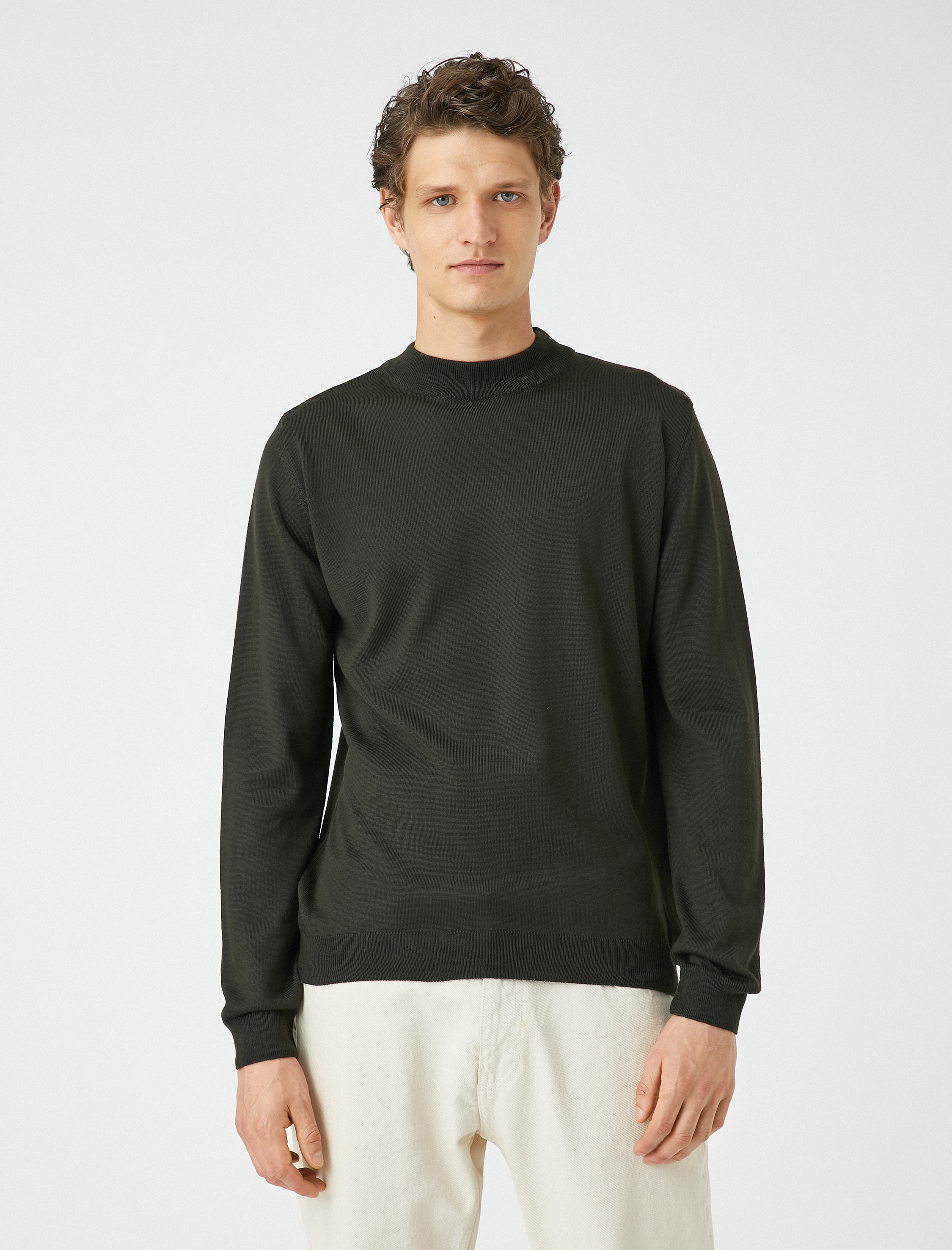   Basic Triko Kazak Yarım Balıkçı Yaka Uzun Kollu