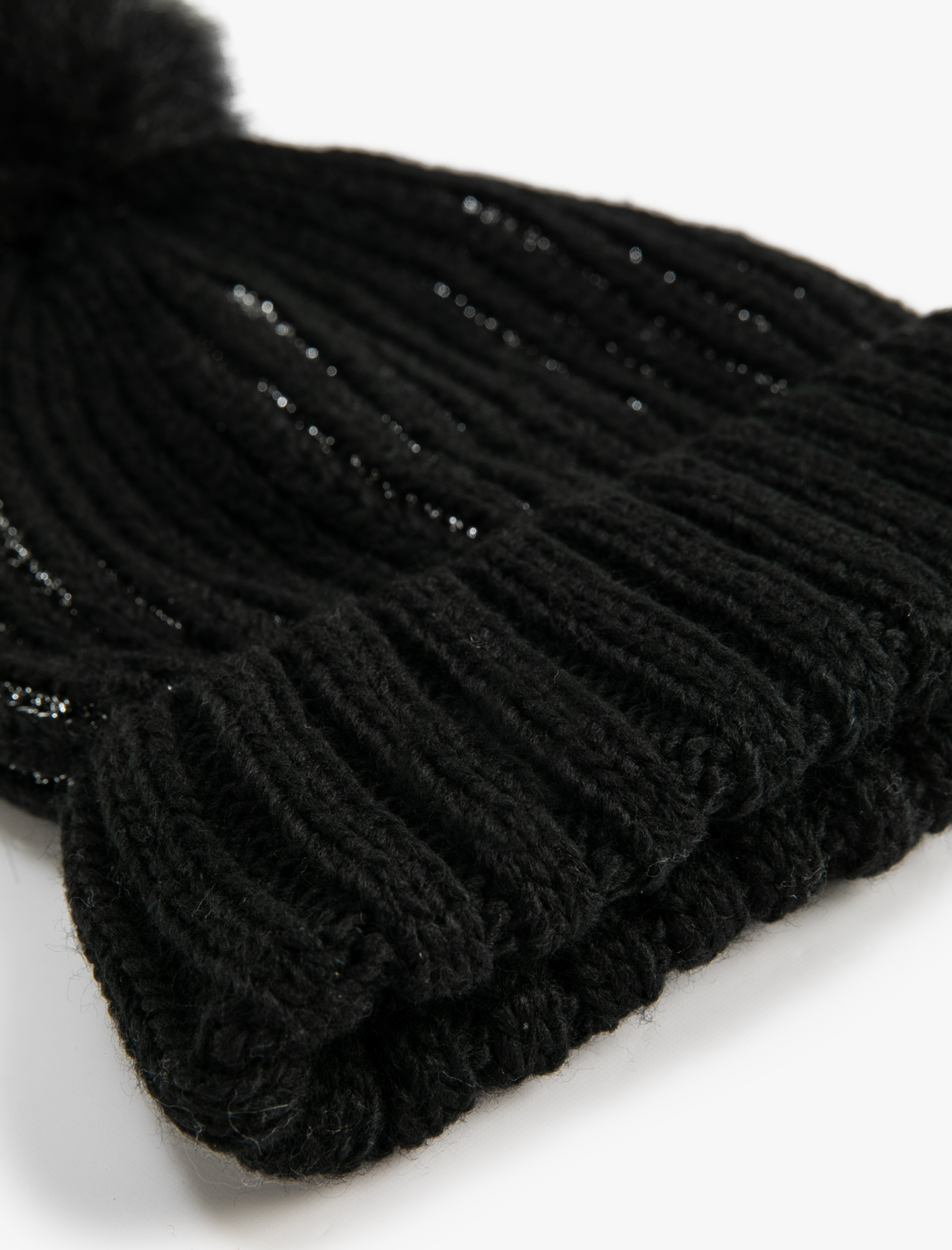  Kadın Örgü Bere Lastikli Peluş Ponponlu