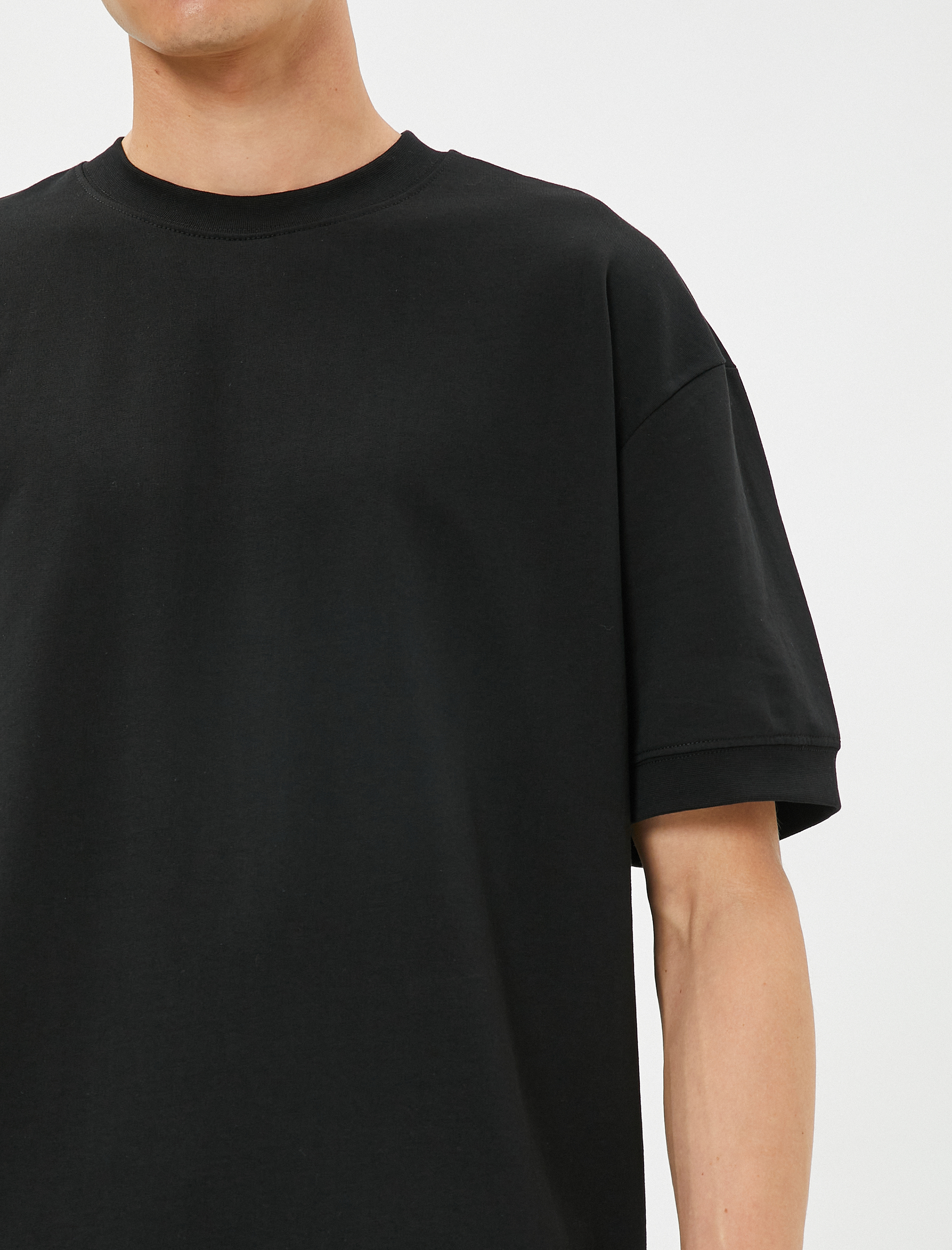   Basic Oversize Tişört Bisiklet Yaka Dikiş Detaylı Pamuklu