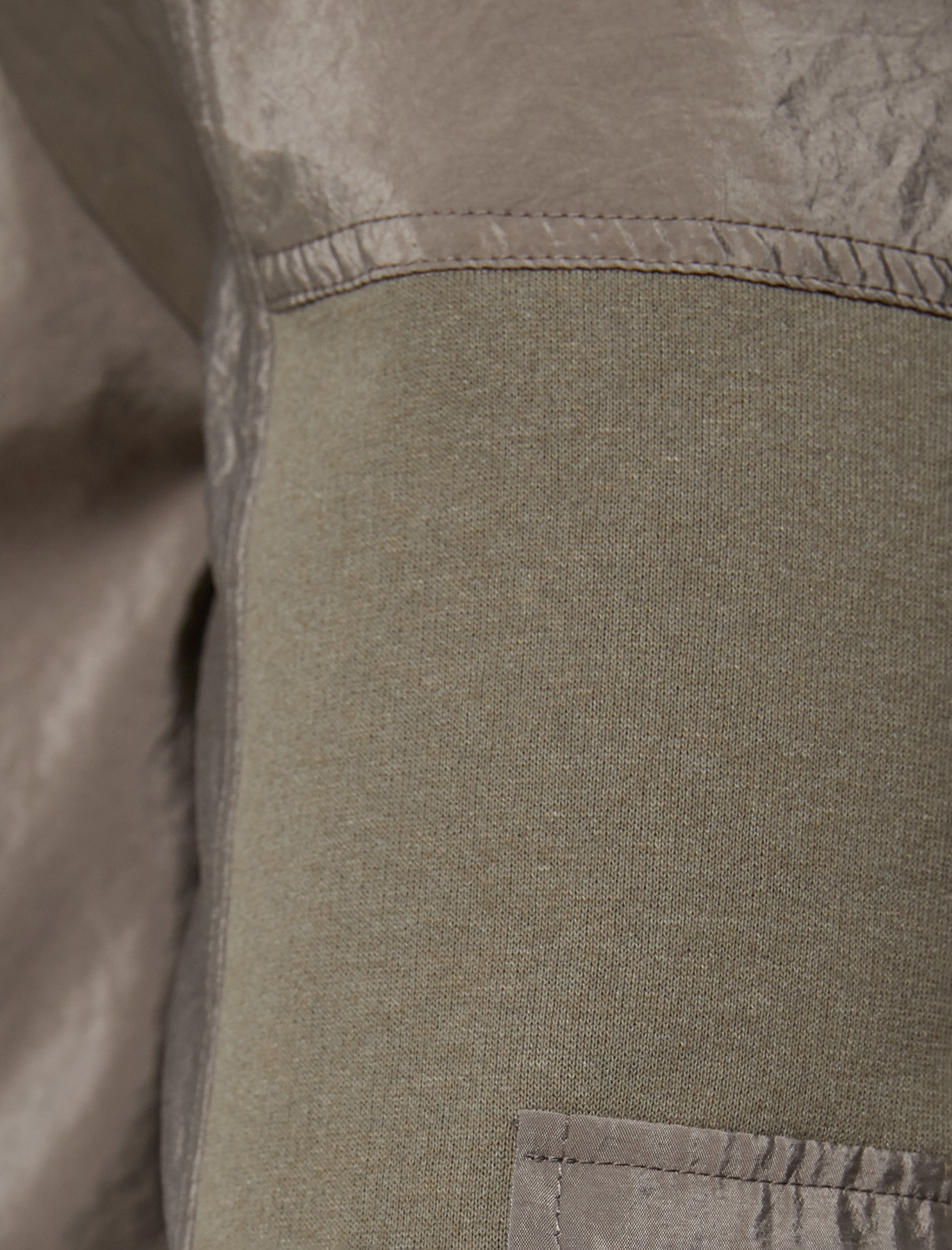   Şardonlu Jogger Eşofman Altı Kargo Cepli Beli Bağcıklı Parlak Kumaş Detaylı