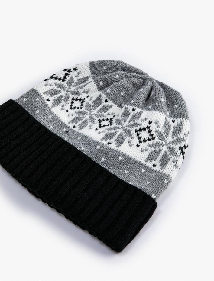 Erkek Örgü Bere Katlama Detaylı Kış Temalı Desenli