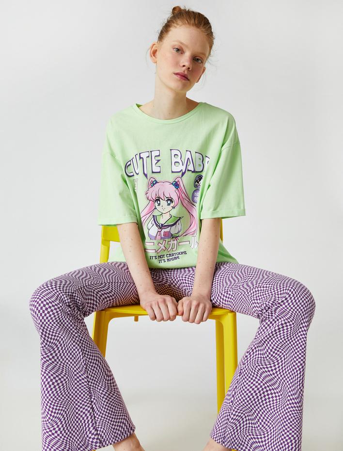  Baskı Detaylı Bisiklet Yaka Tişört