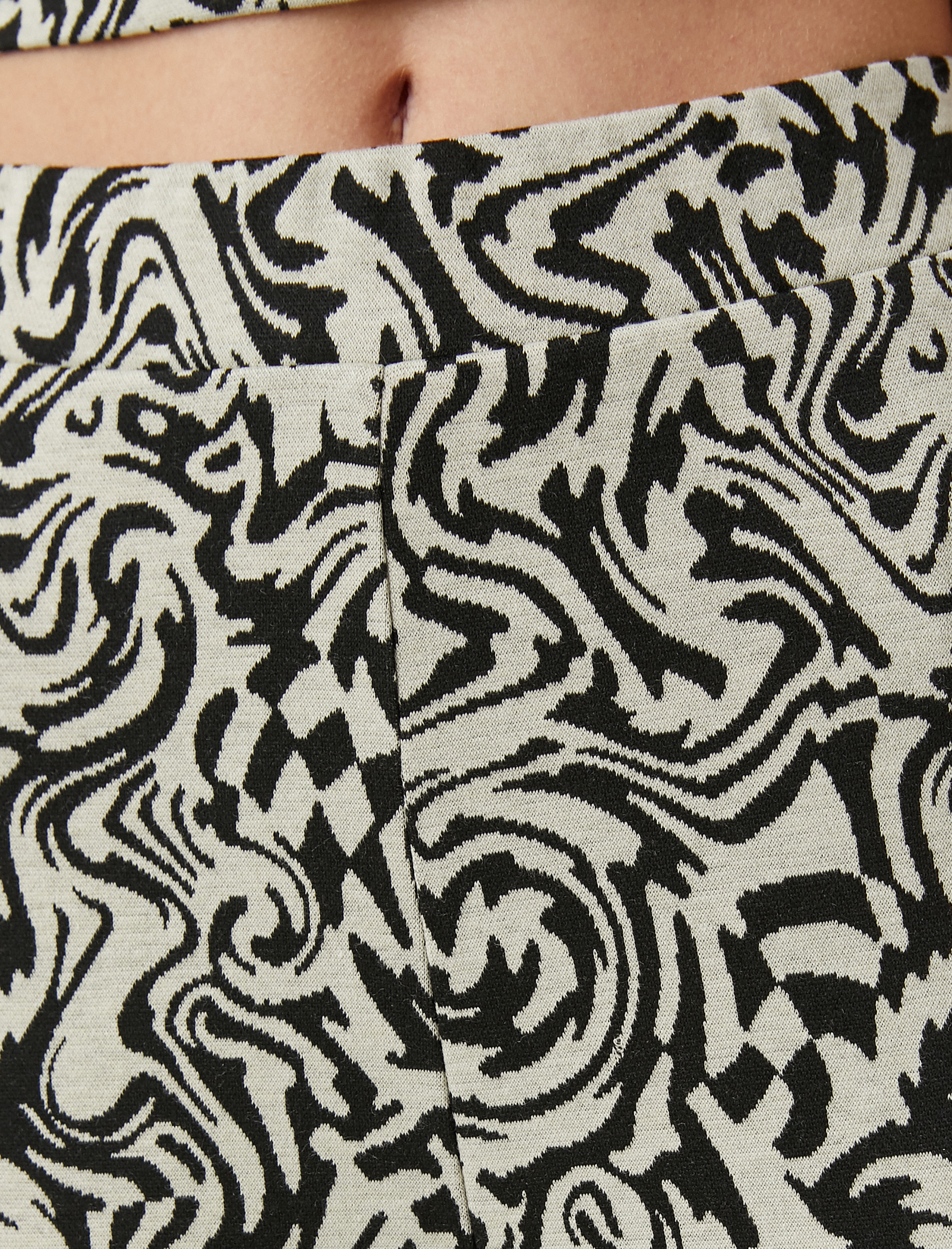   Desenli Yüksek Bel İspanyol Paça Pantolon