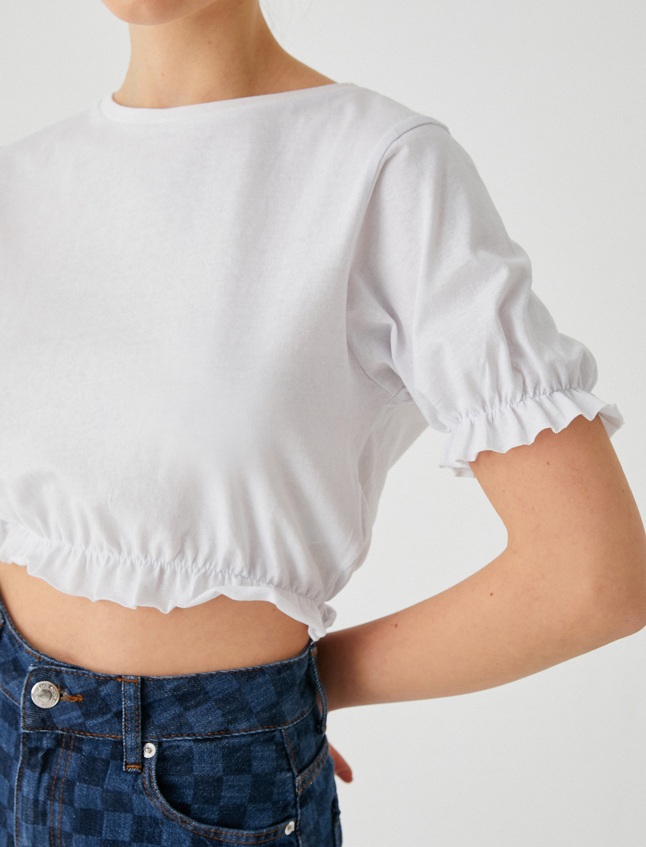   Fırfırlı Crop Tişört