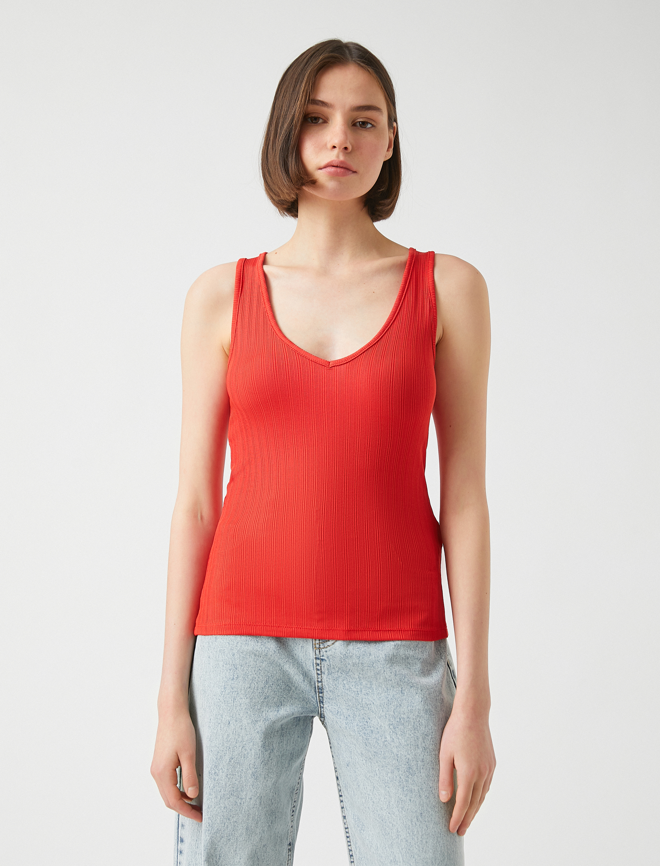   V Yaka Ribanalı Atlet