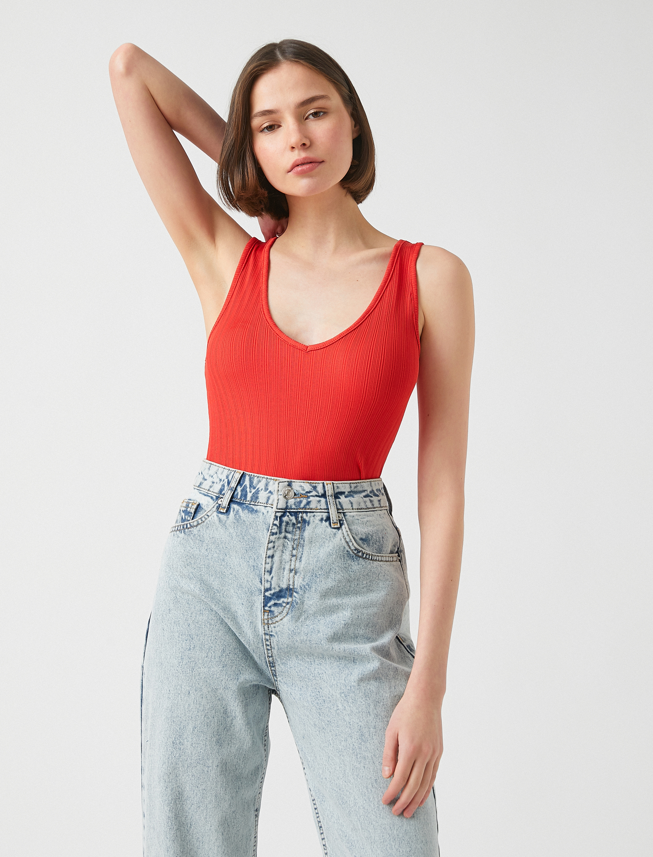   V Yaka Ribanalı Atlet