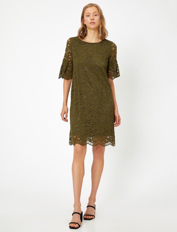  Dantel Detaylı Elbise