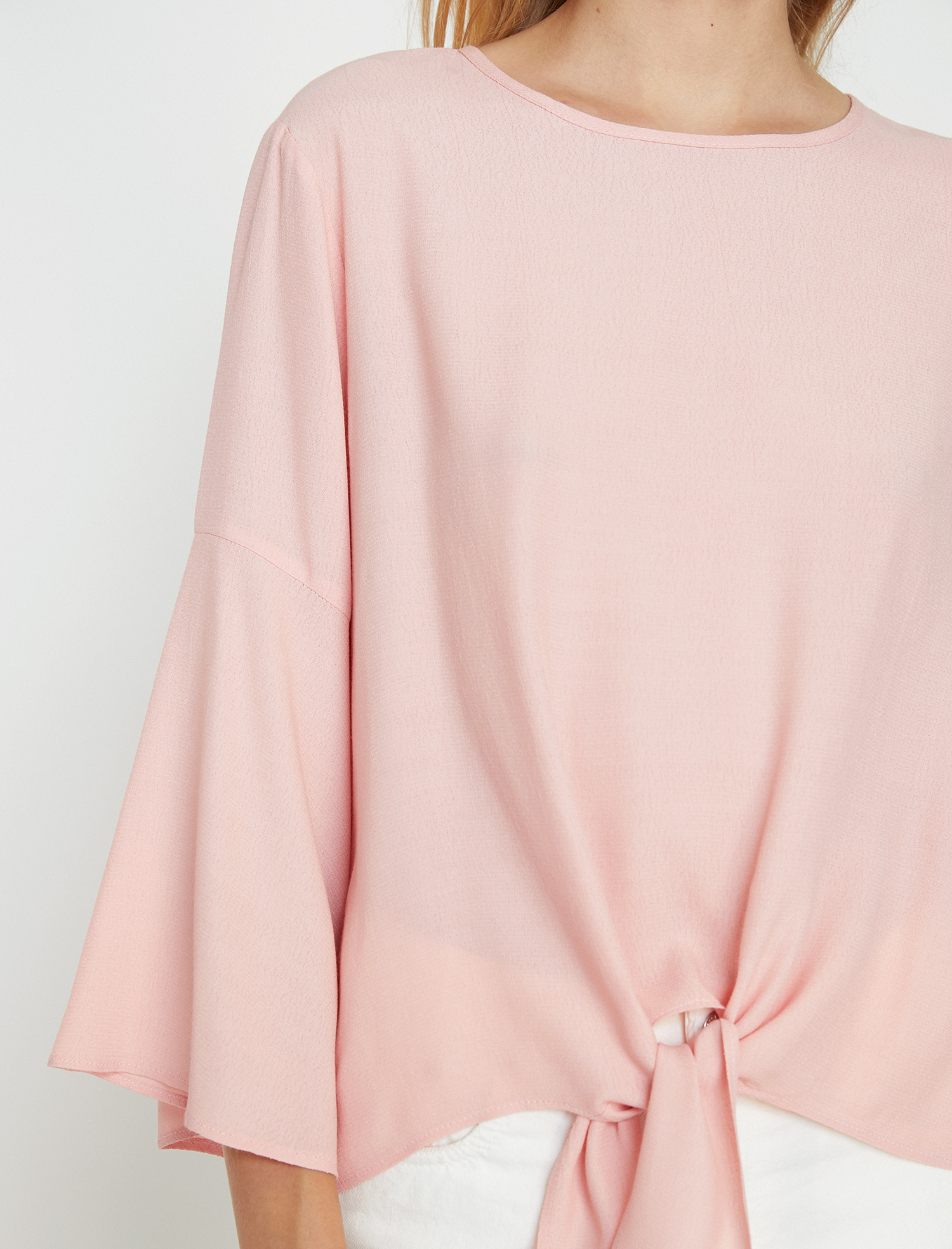   Bağlama Detaylı Bluz