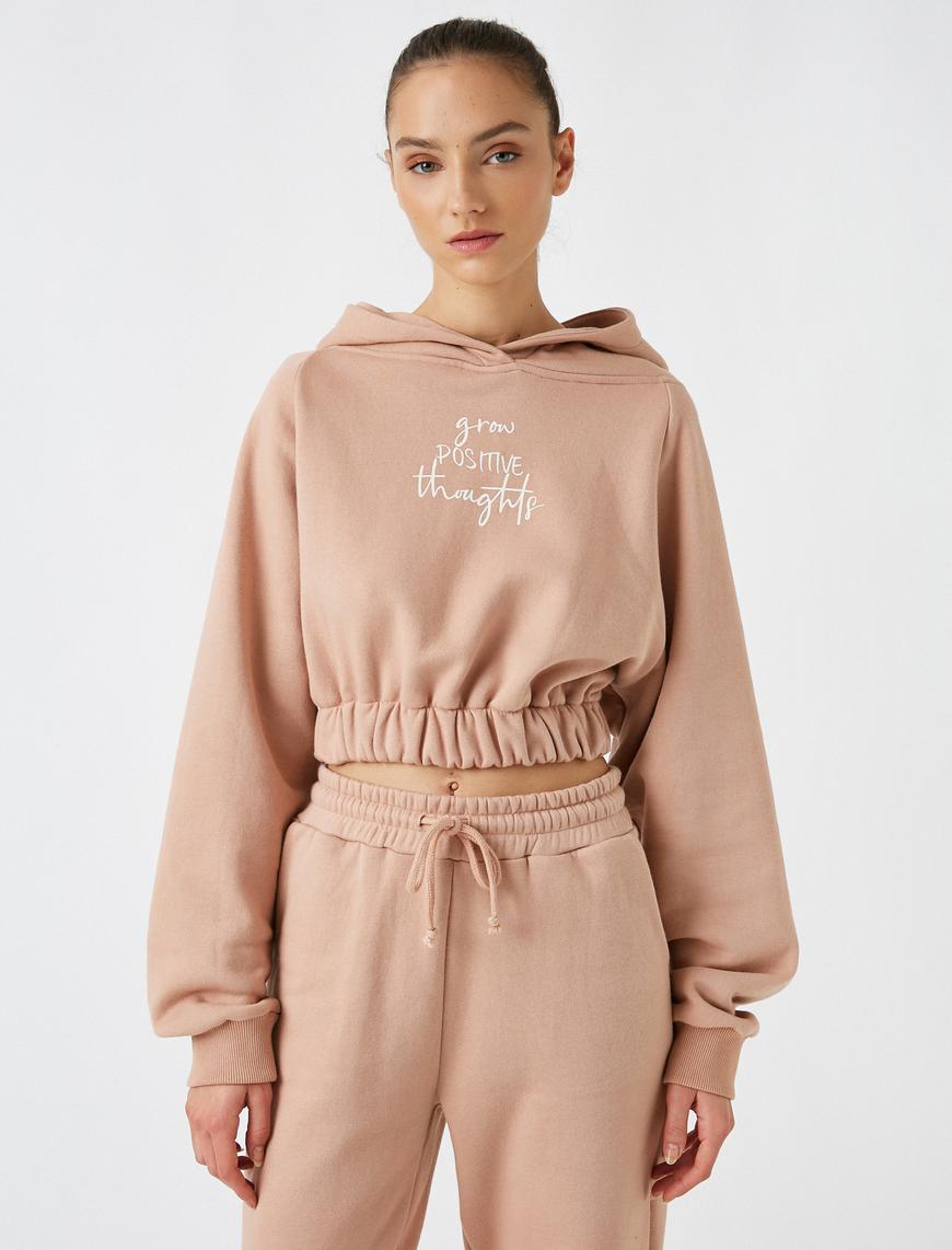   Organik Pamuklu Kapüsonlu Slogan Sweatshirt