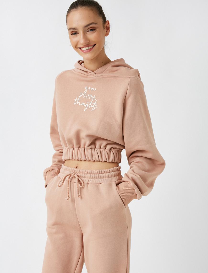   Organik Pamuklu Kapüsonlu Slogan Sweatshirt