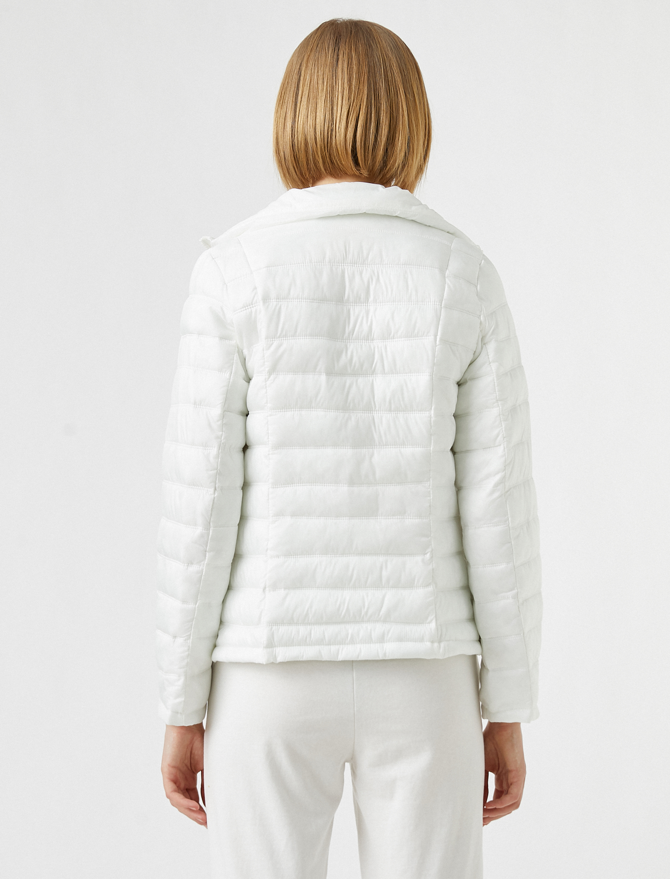   Dik Yaka Şişme Anorak Mont