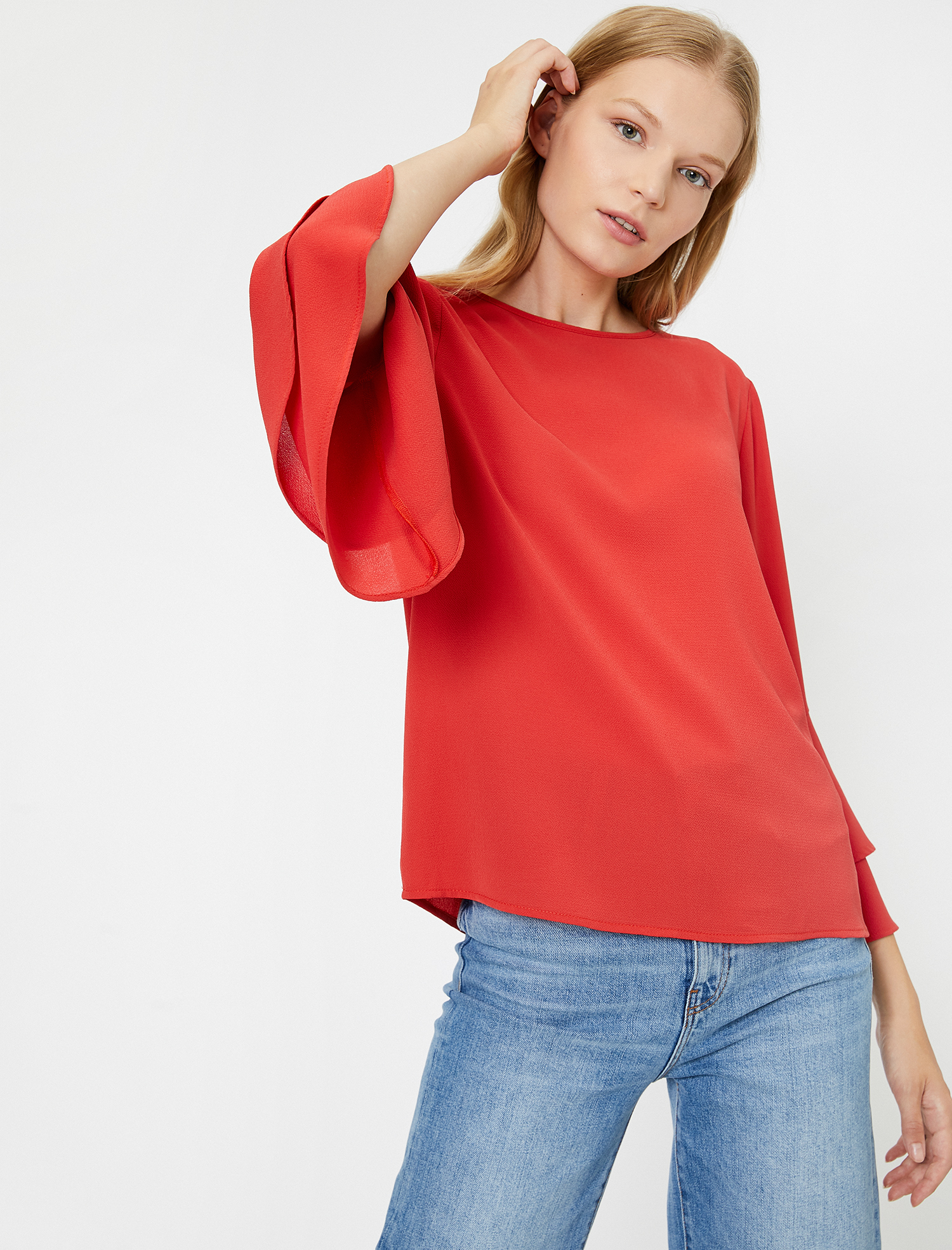   Kolları Volanlı Bluz