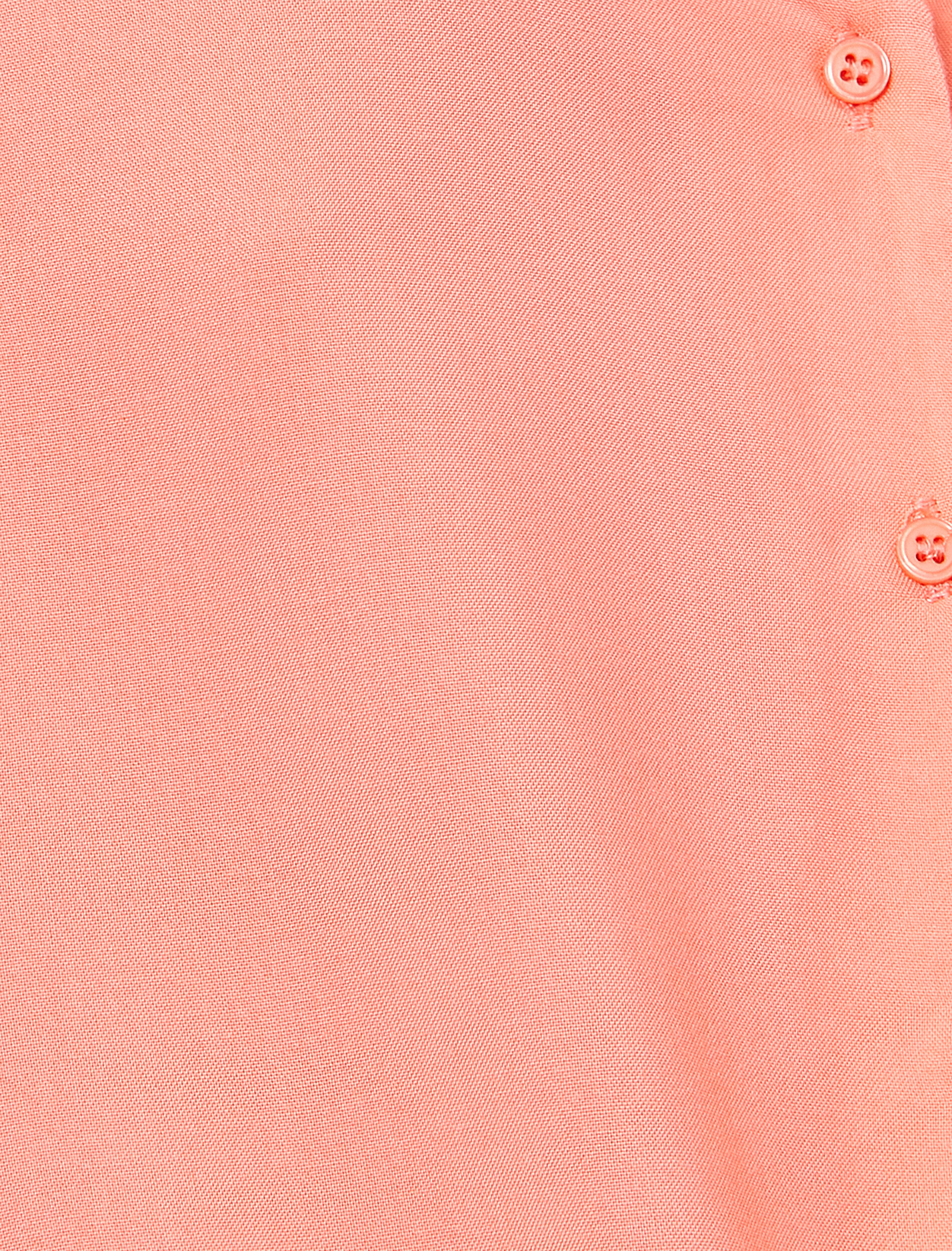   Düğme Detaylı Bluz