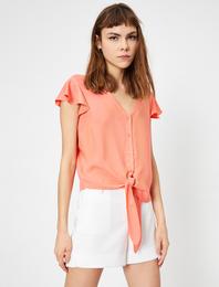 Düğme Detaylı Bluz