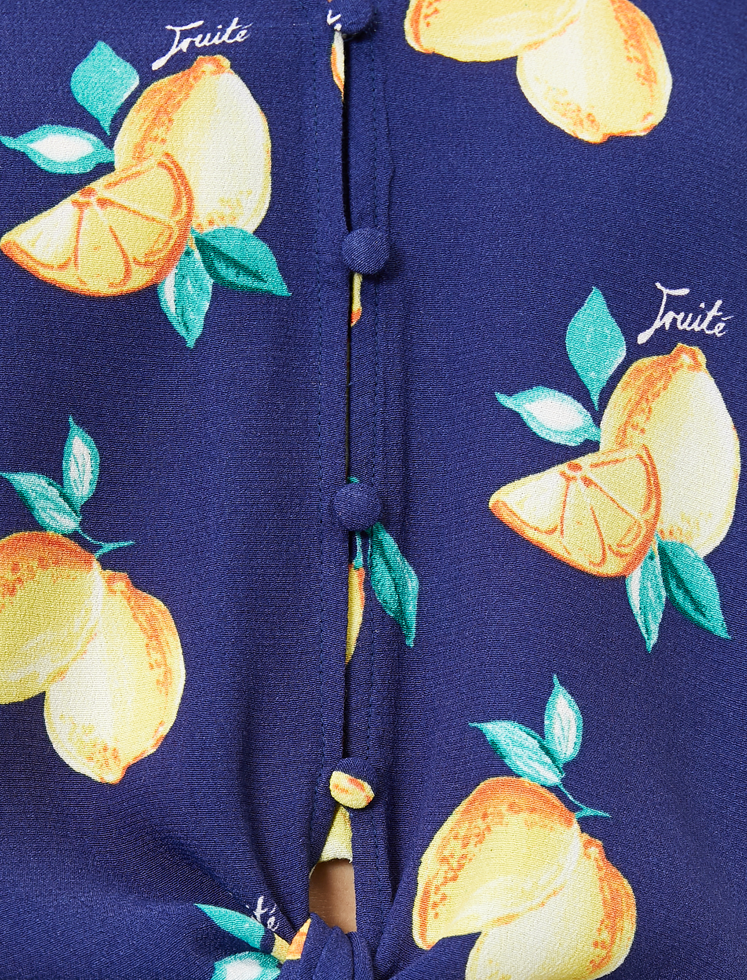   Desenli Bağlama Detaylı Gömlek