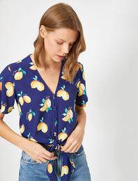 Desenli Bağlama Detaylı Gömlek