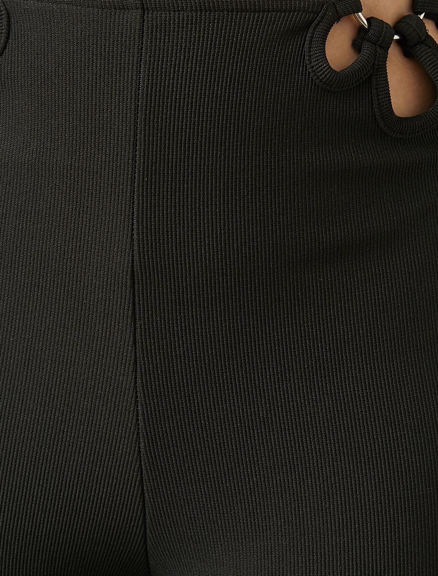   Metal Aksesuarlı Geniş Paça Pantolon