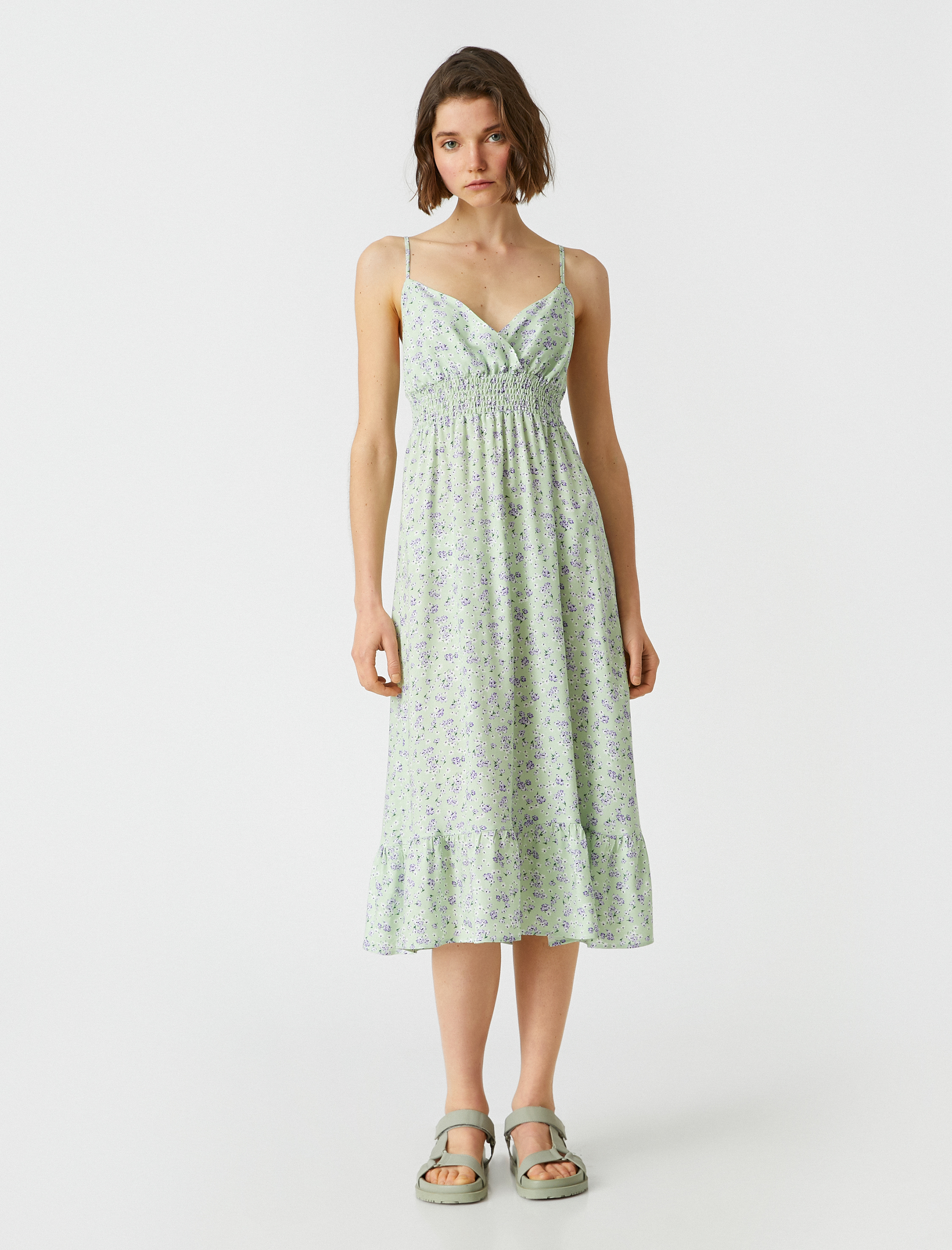   Çiçekli Fırfırlı Midi Elbise Askılı V Yaka