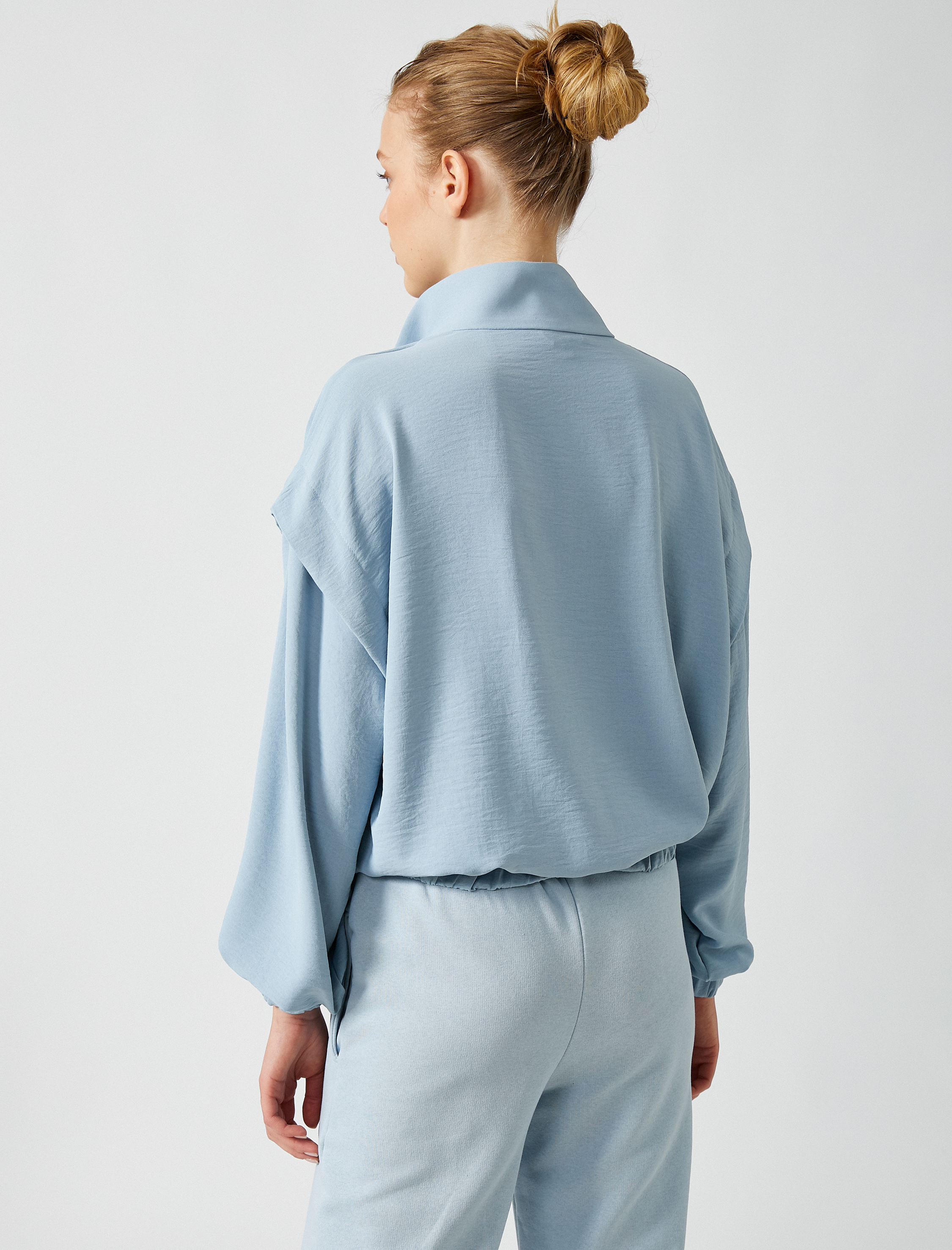   Uzun Kollu Bluz Fermuarlı Dik Yaka