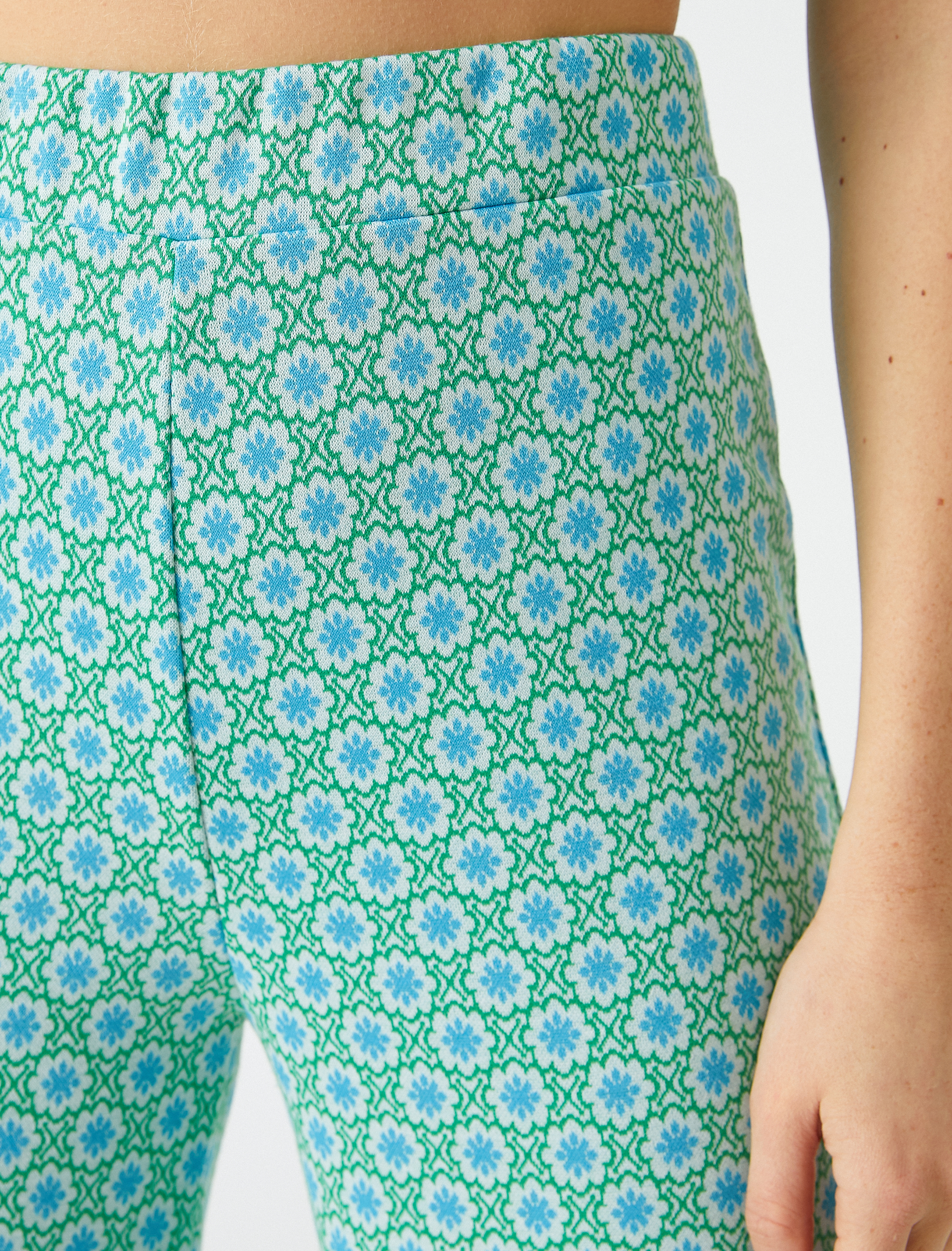   Geniş Paça Pantolon Beli Lastikli Çiçek Desenli