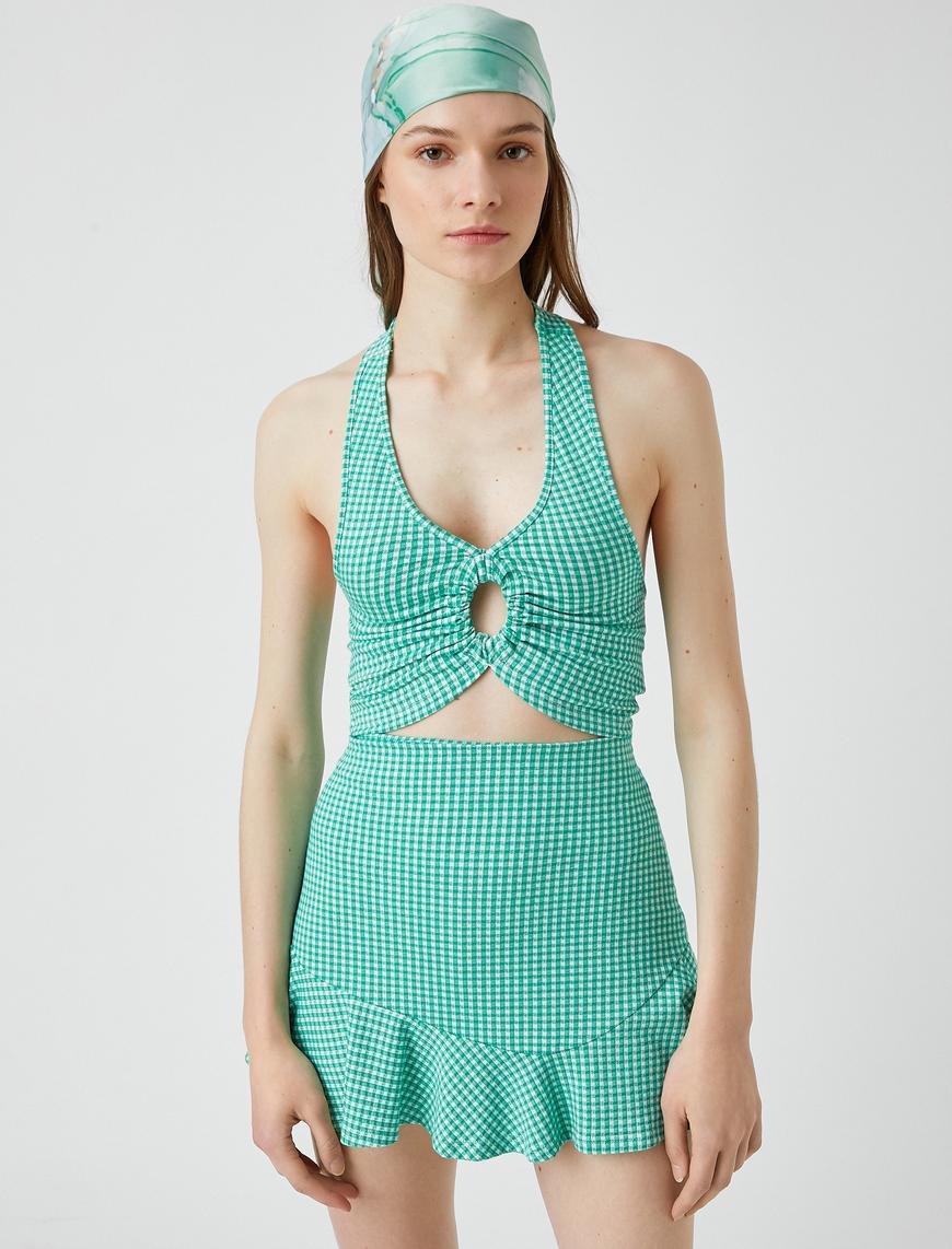   Crop Atlet Halter Yaka Pencere Detaylı