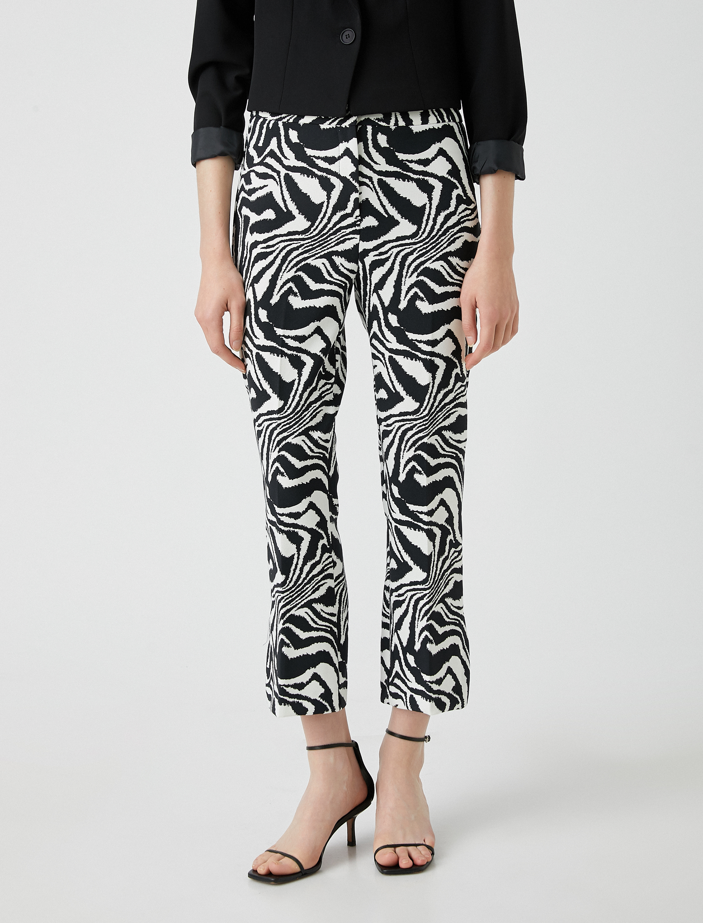  Zebra Desenli Pantolon Dar Kesim