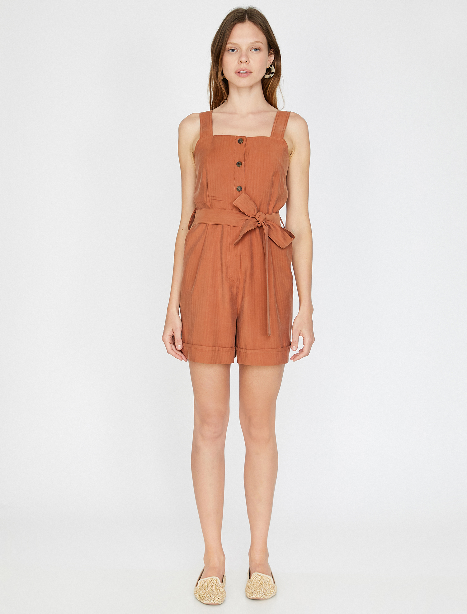   Düğme Detaylı Tulum