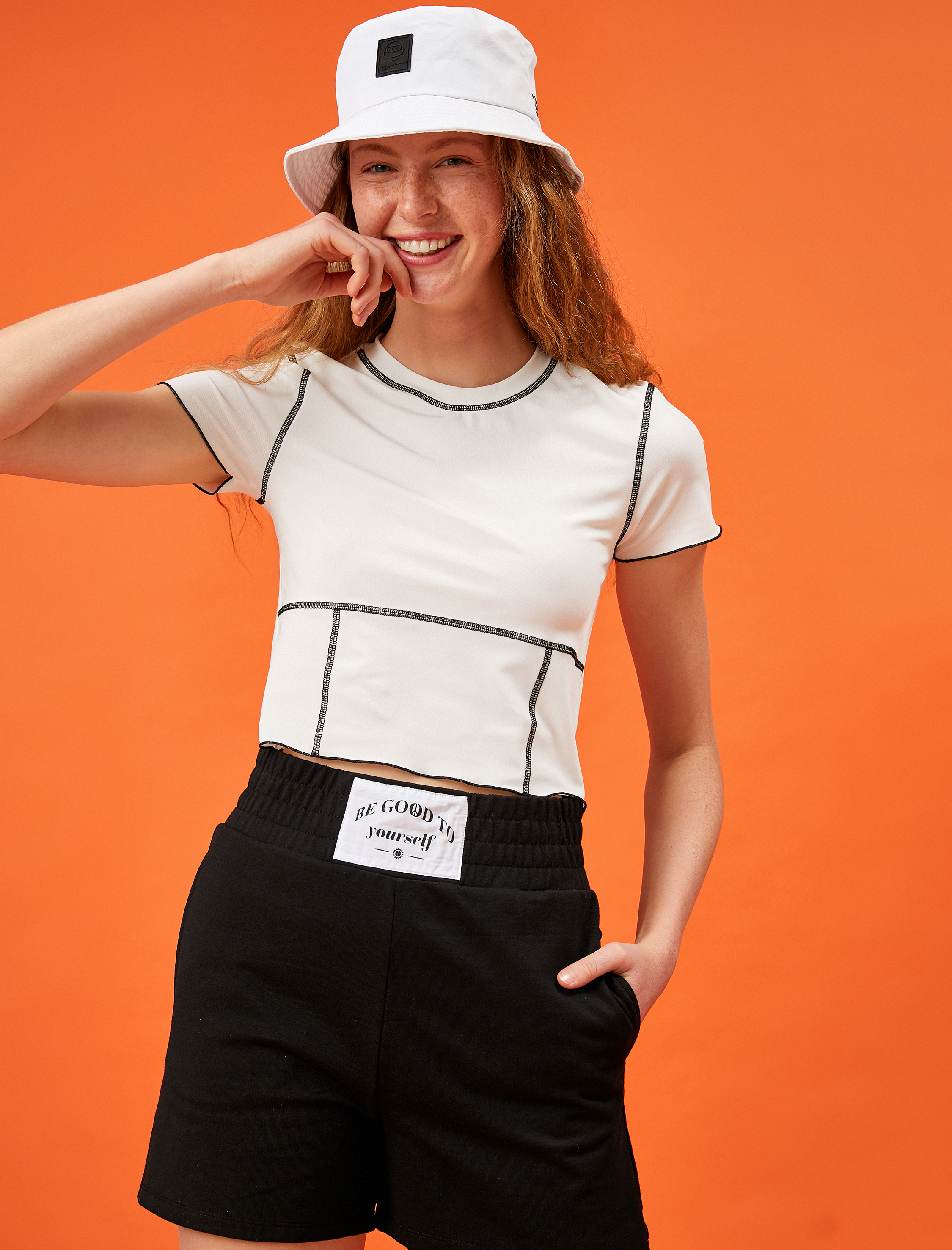   Bisiklet Yaka Tişört Kısa Kollu