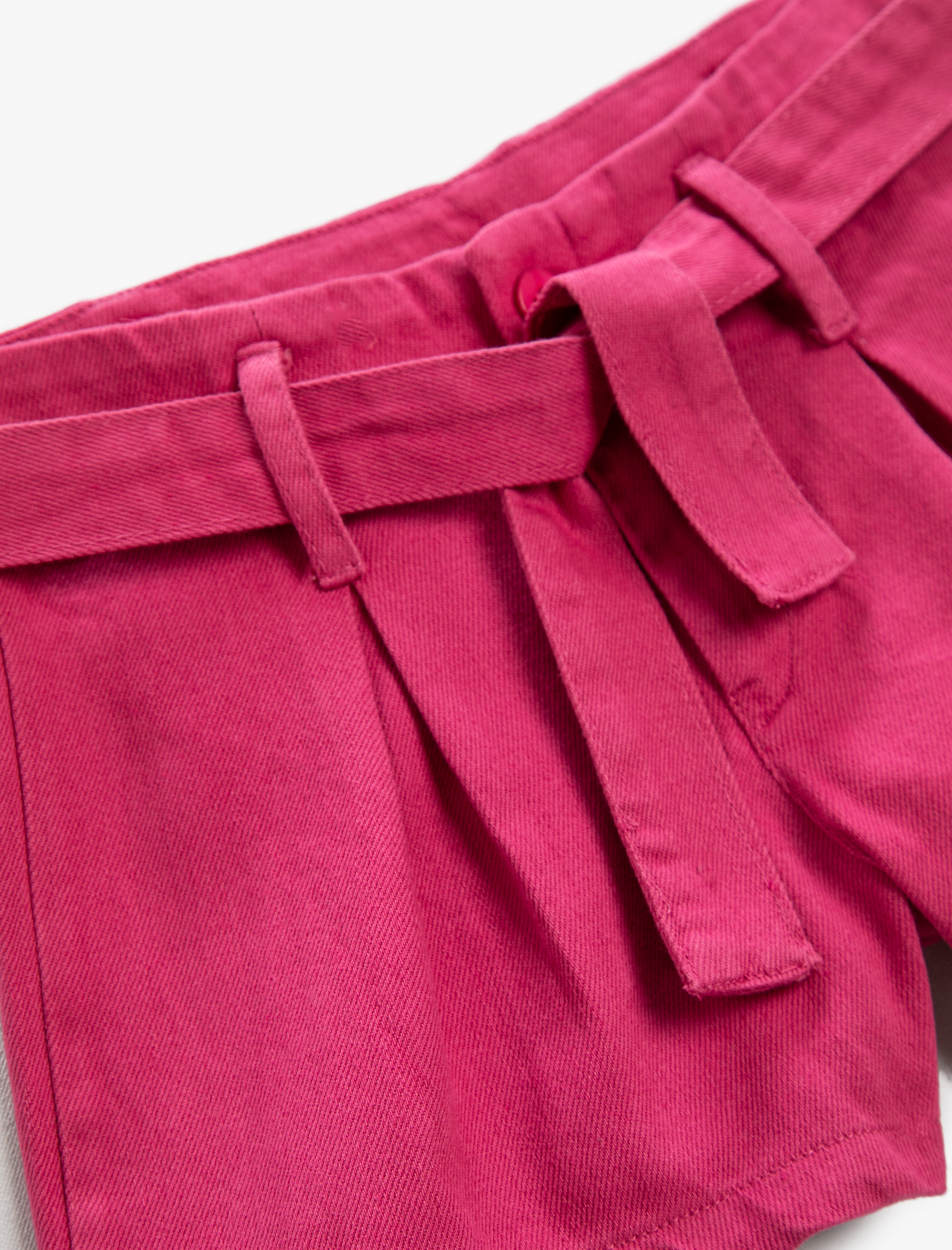  Kız Çocuk Kemer Detaylı Şort Pamuklu