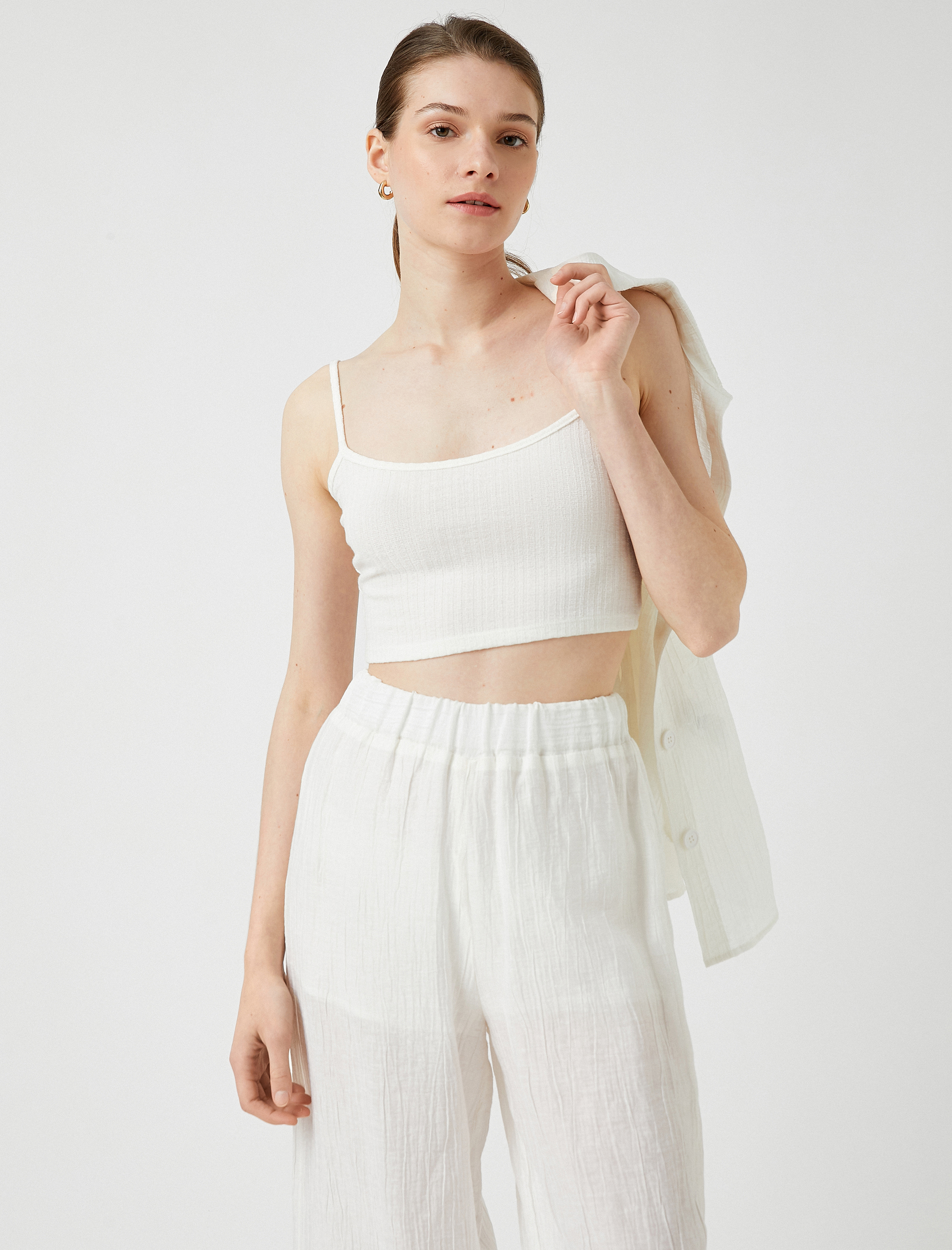   Crop Atlet İnce Askılı U Yaka