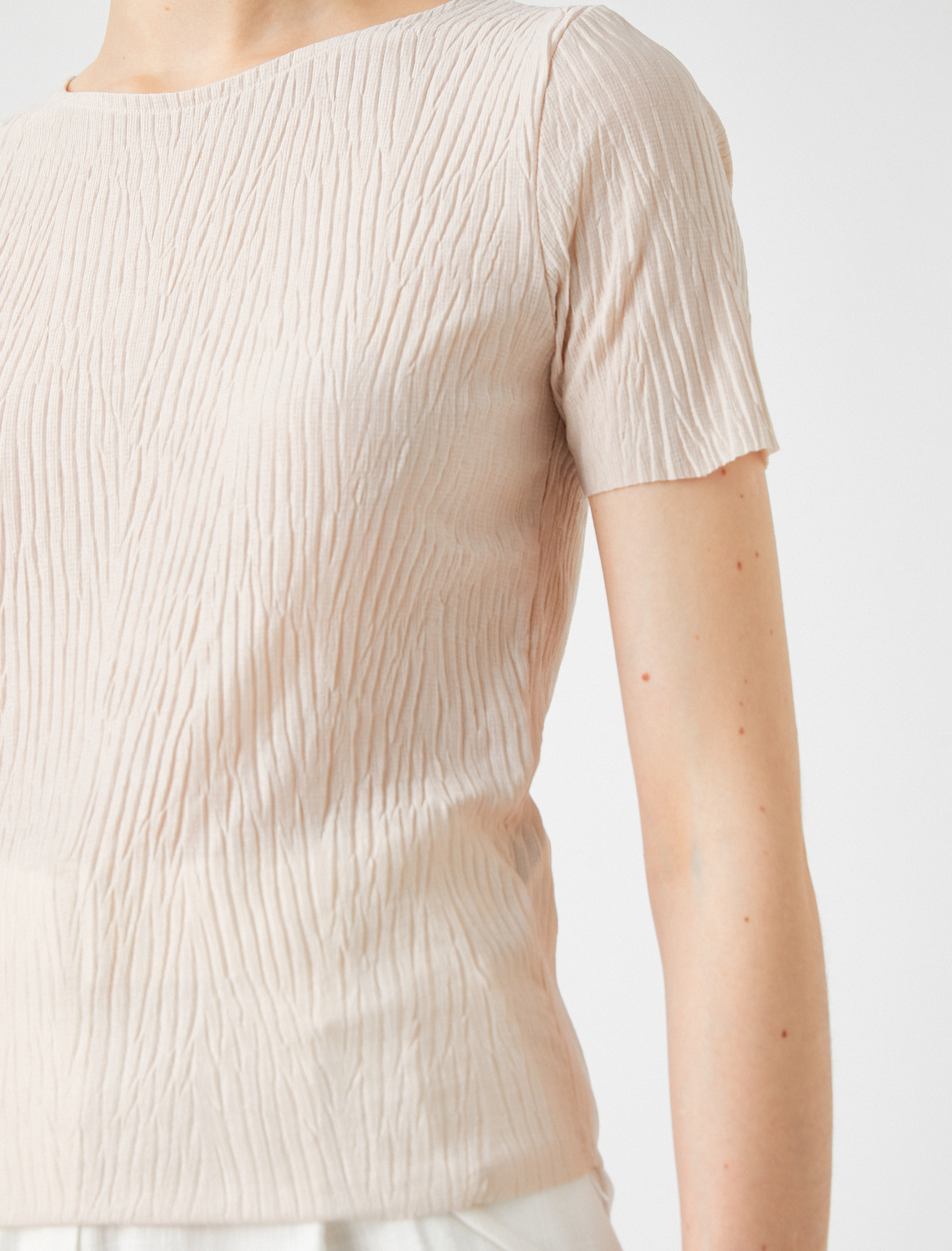   Bisiklet Yaka Kısa Kollu Tişört