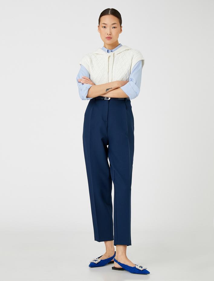  Kemerli Havuç Pantolon