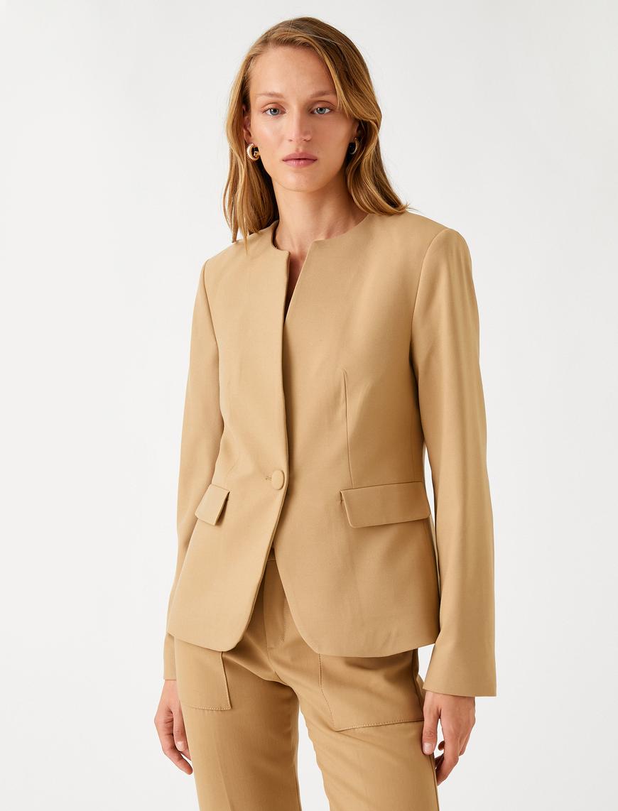   Yakasız Blazer Ceket