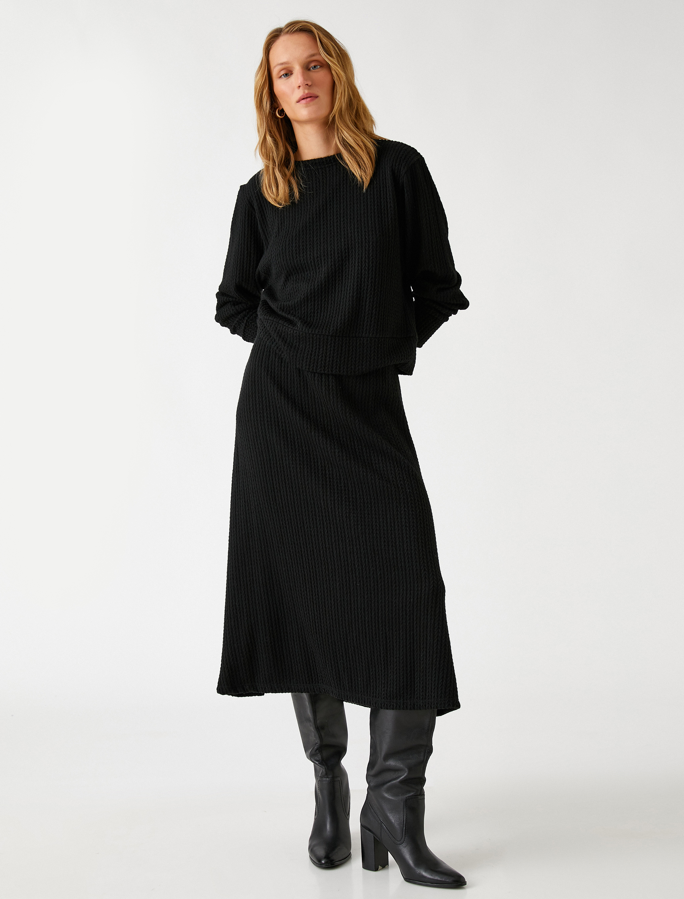   Balıksırtı Kazak Bisiklet Yaka