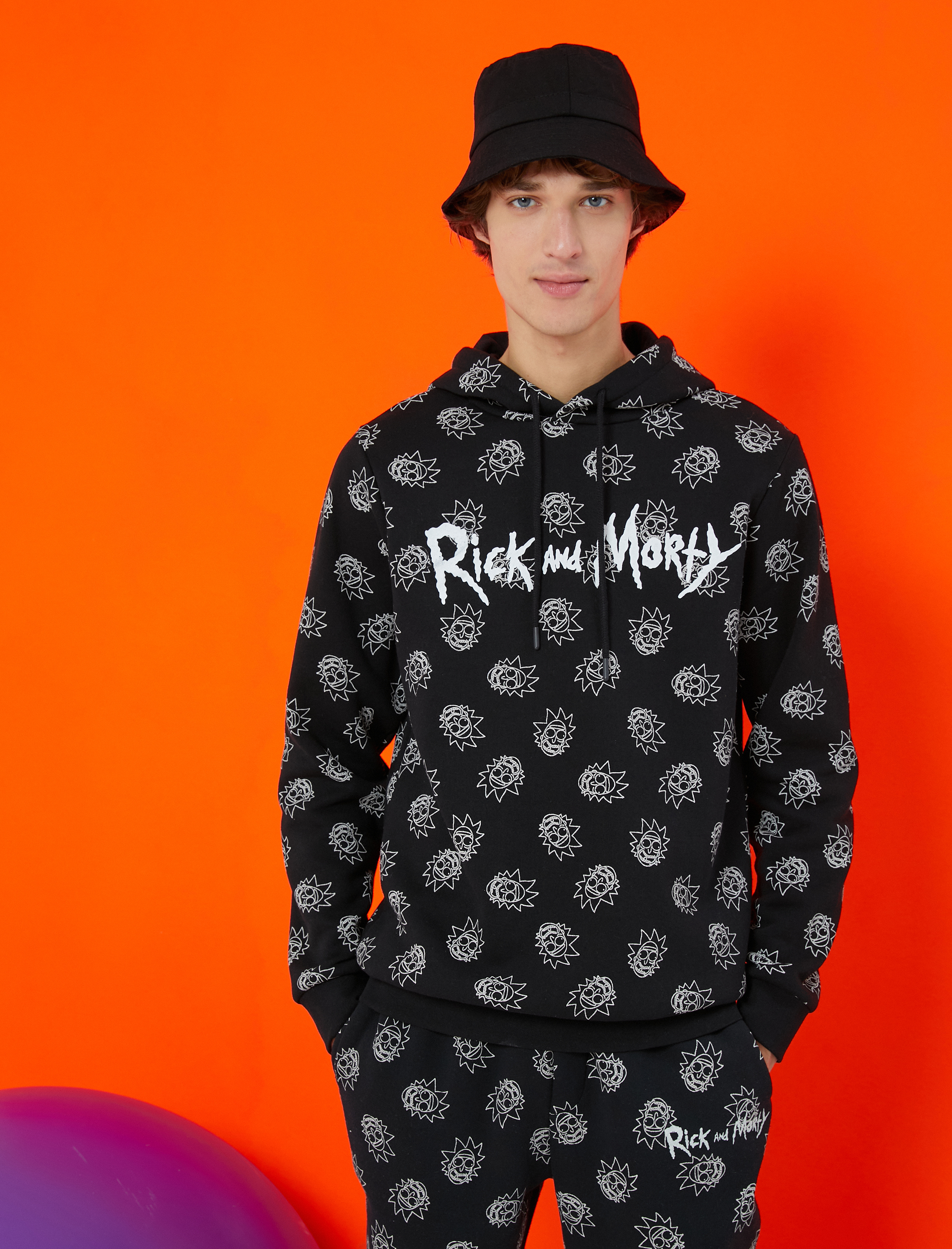   Rick and Morty Kapşonlu Sweatshirt Şardonlu Lisanslı Baskılı