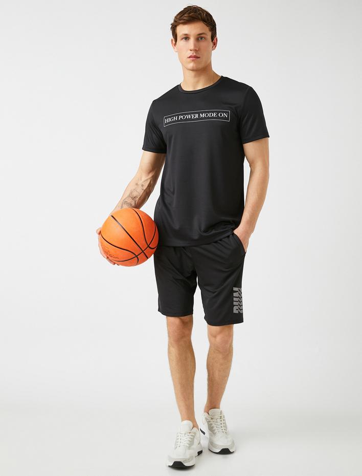  Spor Şort Cep Detaylı