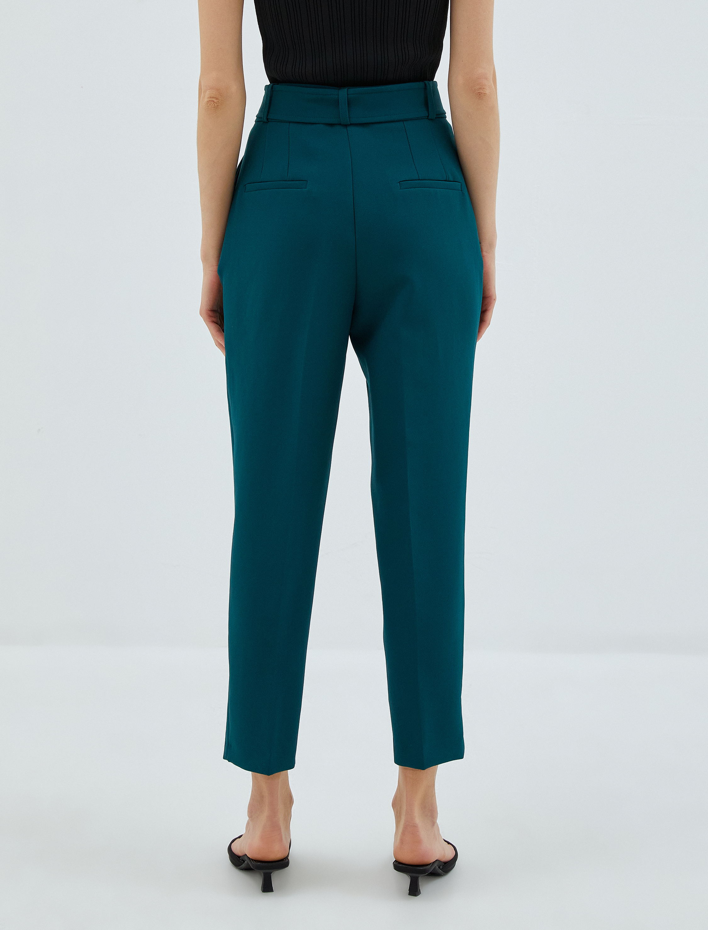   Yüksek Bel Kumaş Pantolon Düz Paça Kemerli