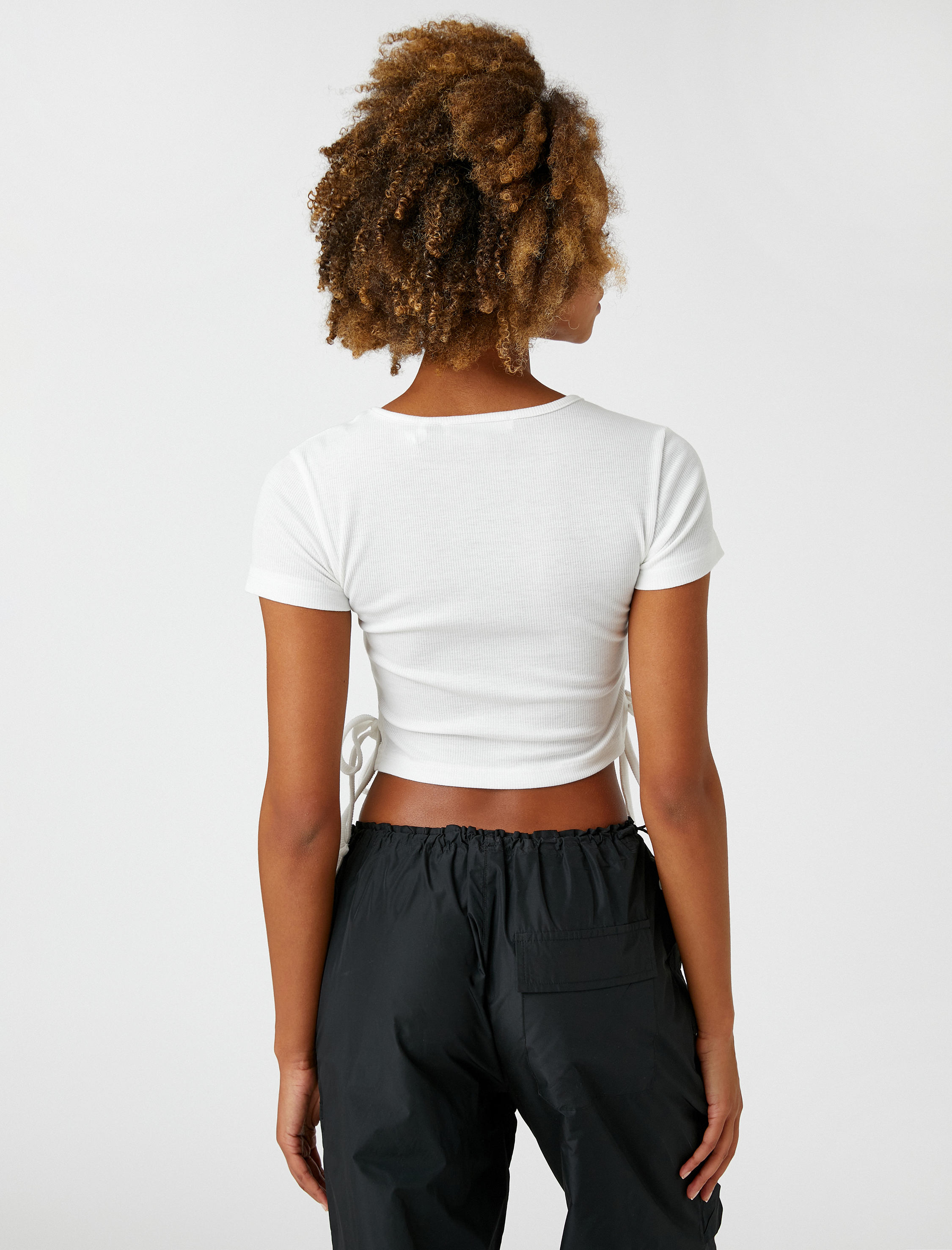   Crop Tişört Uzak Doğu Baskılı Kısa Kollu Bağlama Detaylı