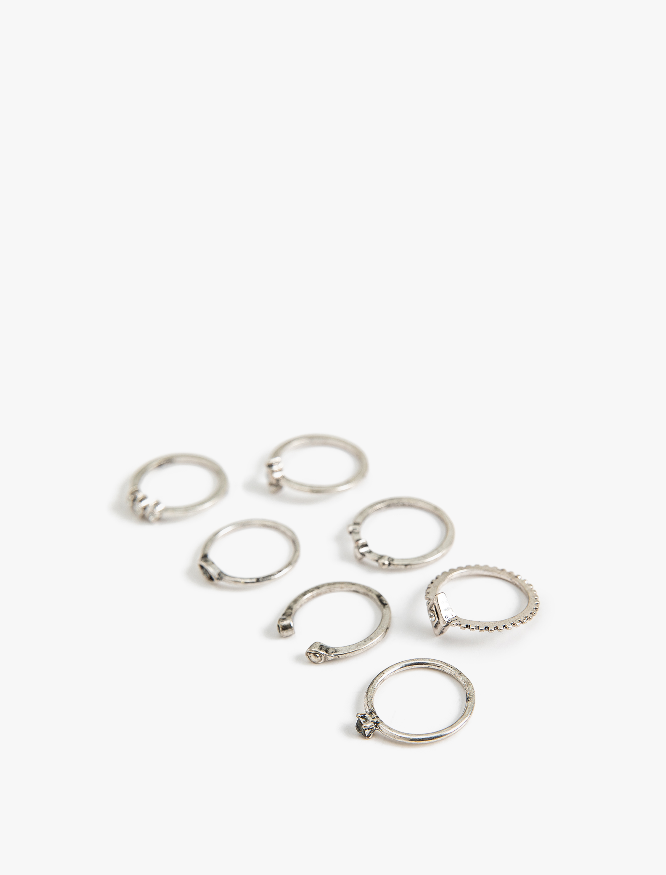  Kadın 5'li Yüzük Seti Farklı Şekillerde