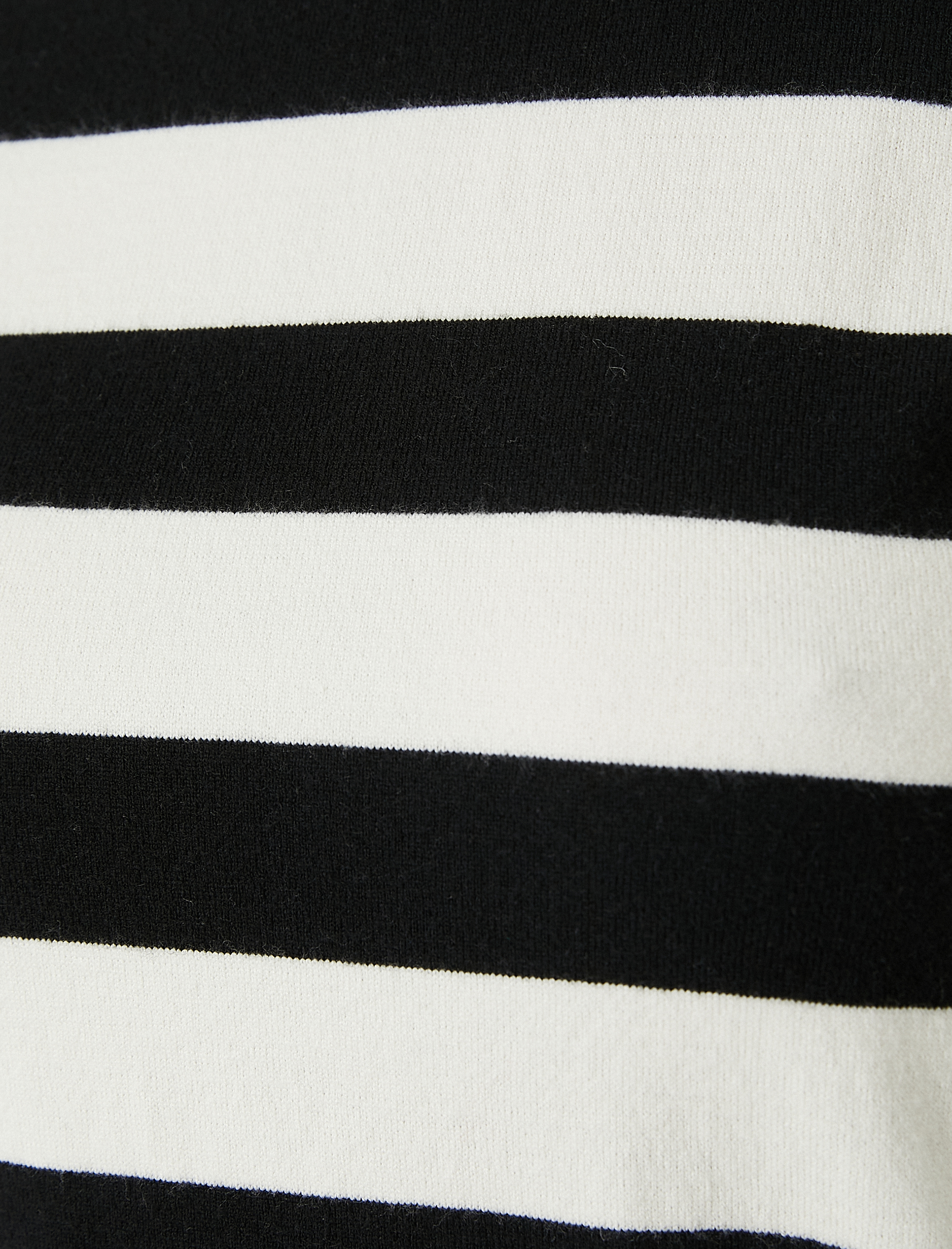   Boğazlı Kazak Dar Kesim