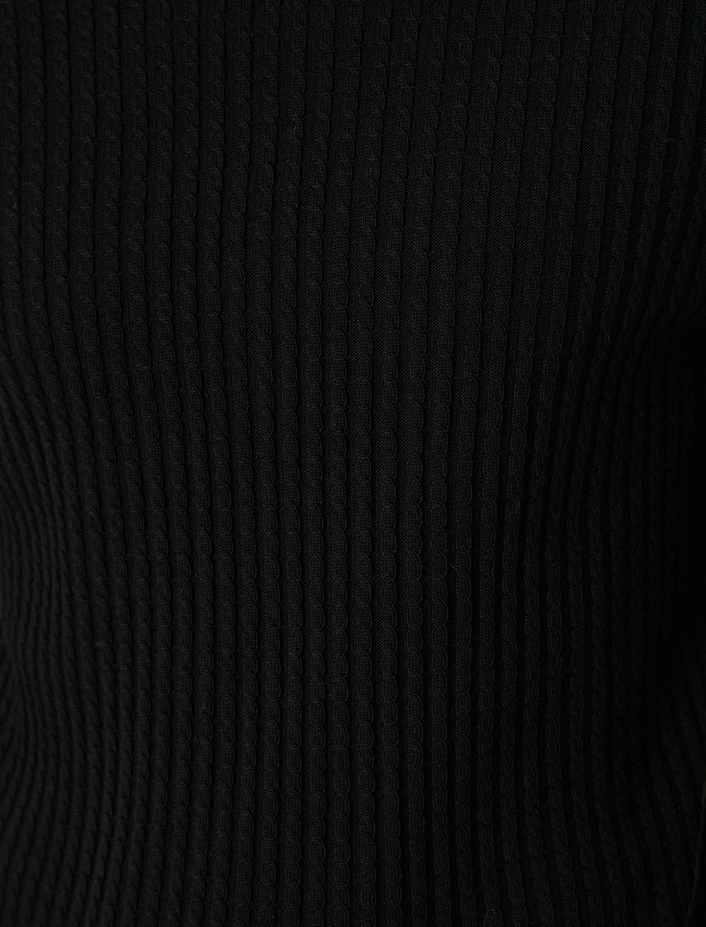   Triko Kazak Örgü Motifli Yarım Balıkçı Yaka Dar Kesim