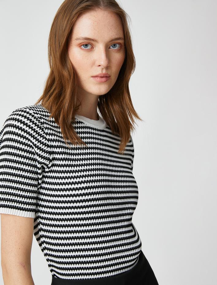  Kısa Kollu Triko Kazak Bisiklet Yaka