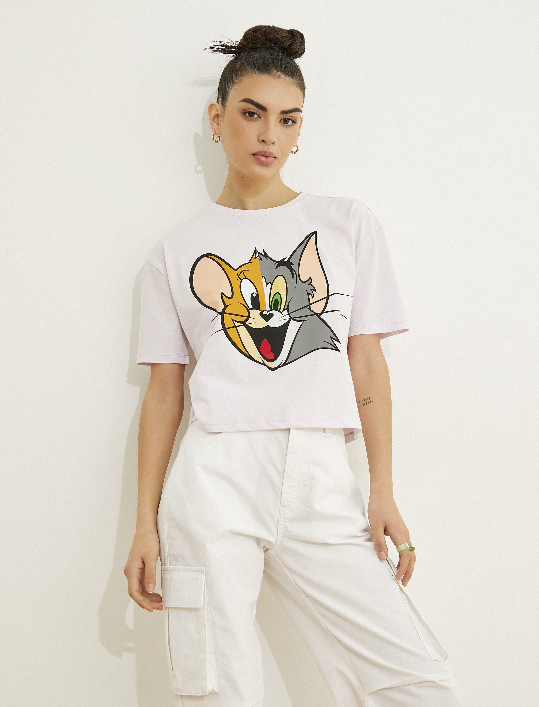 トップス Chihr37 Mor Crop Tişört Tom ve Jerry Lisanslı Kısa Kollu Bisiklet Yaka