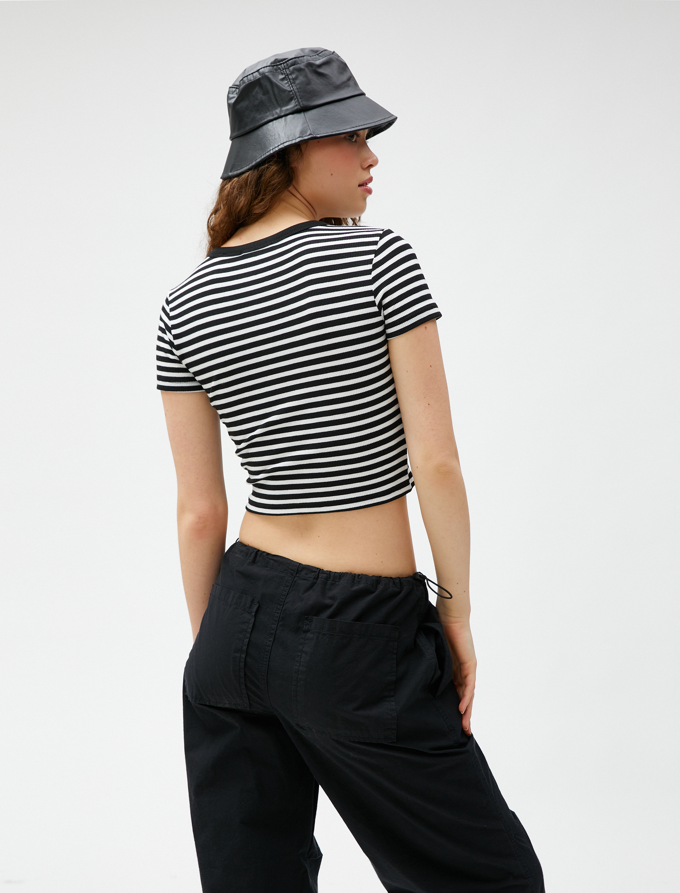   Crop Tişört Baskılı Bisiklet Yaka Kısa Kollu Fitilli