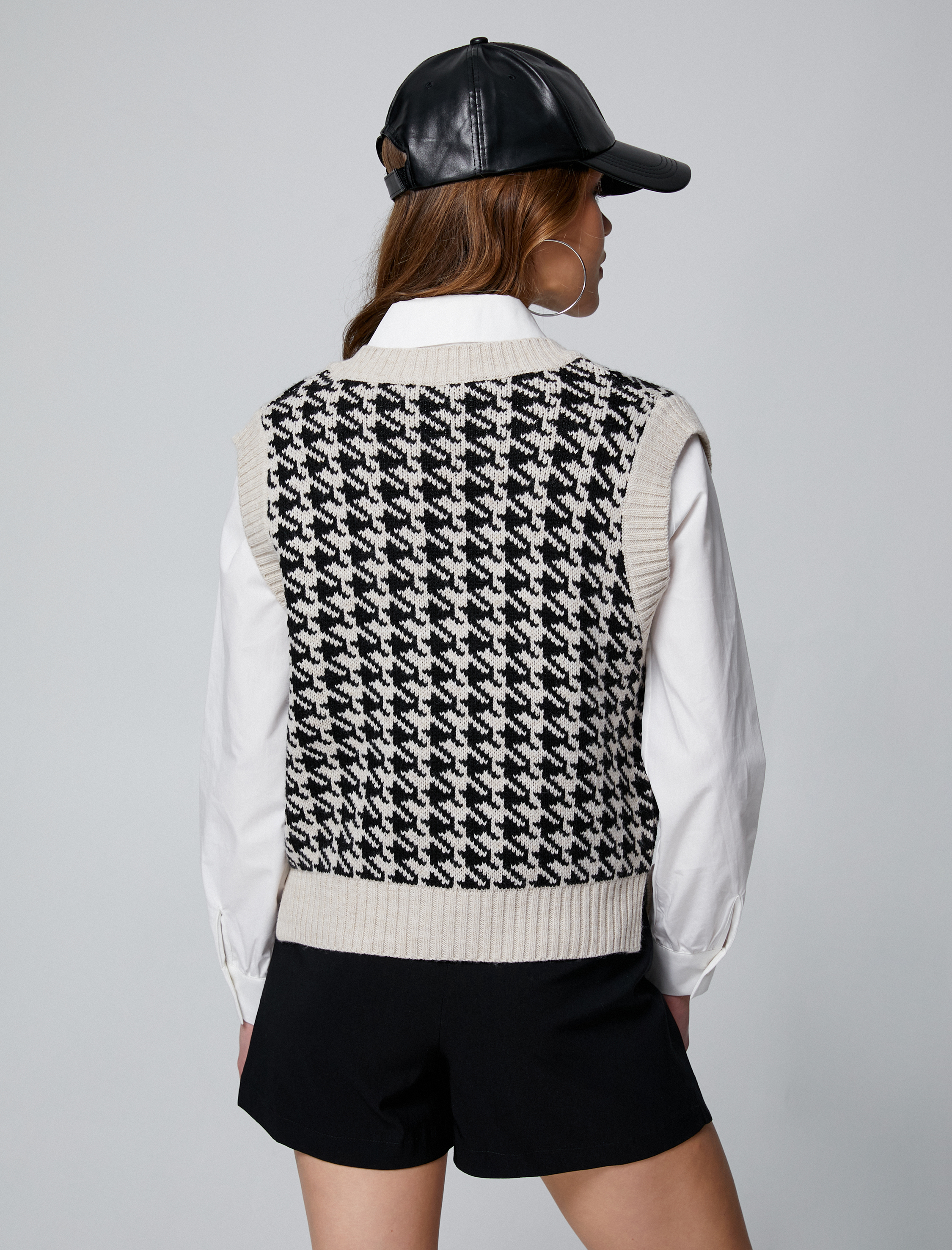   V Yaka Süveter Örgü Ribanalı Kazayağı Desenli