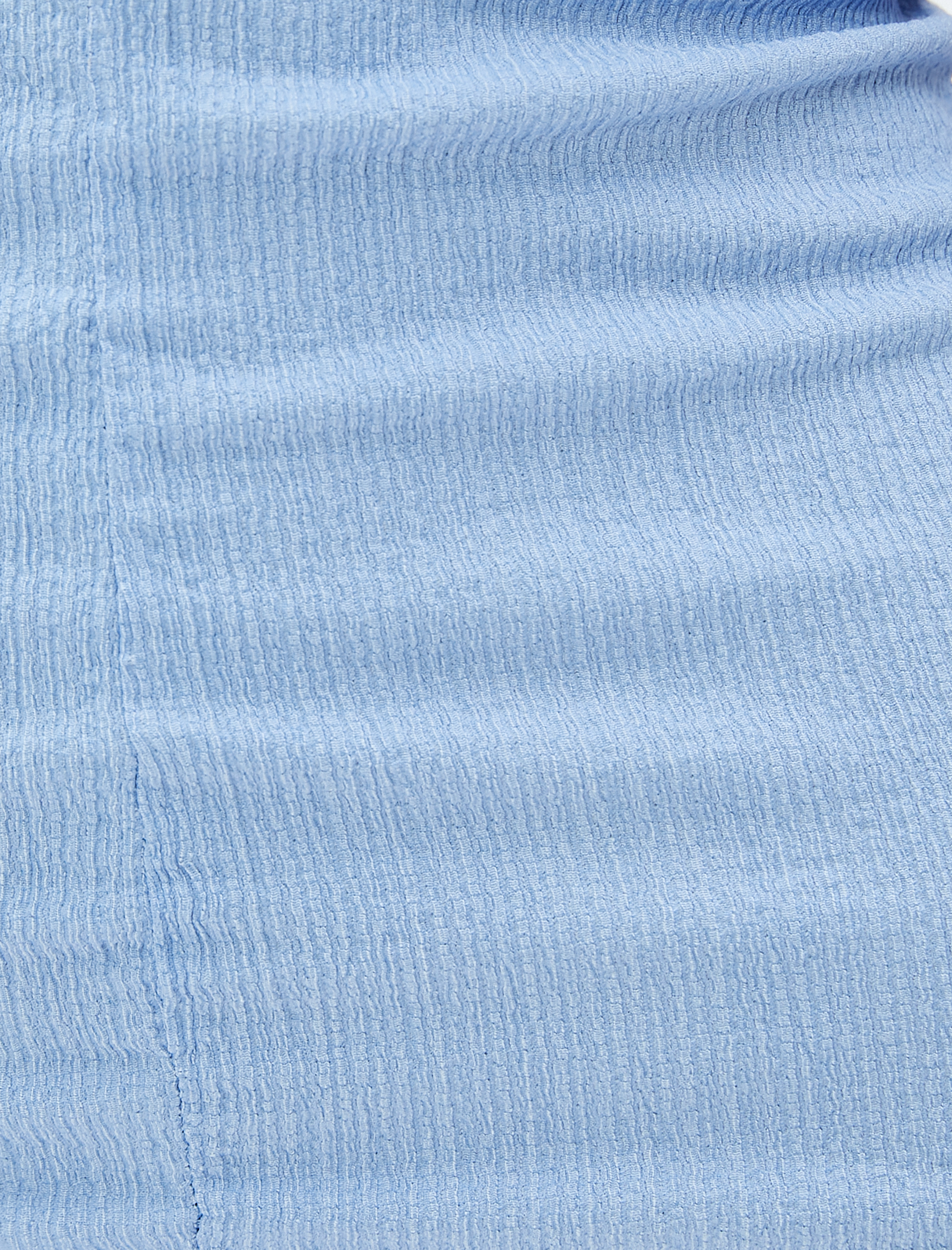   Mini Kalem Elbise İnce Askılı Kalp Yaka Dokulu Fiyonk Detaylı Bürümcük